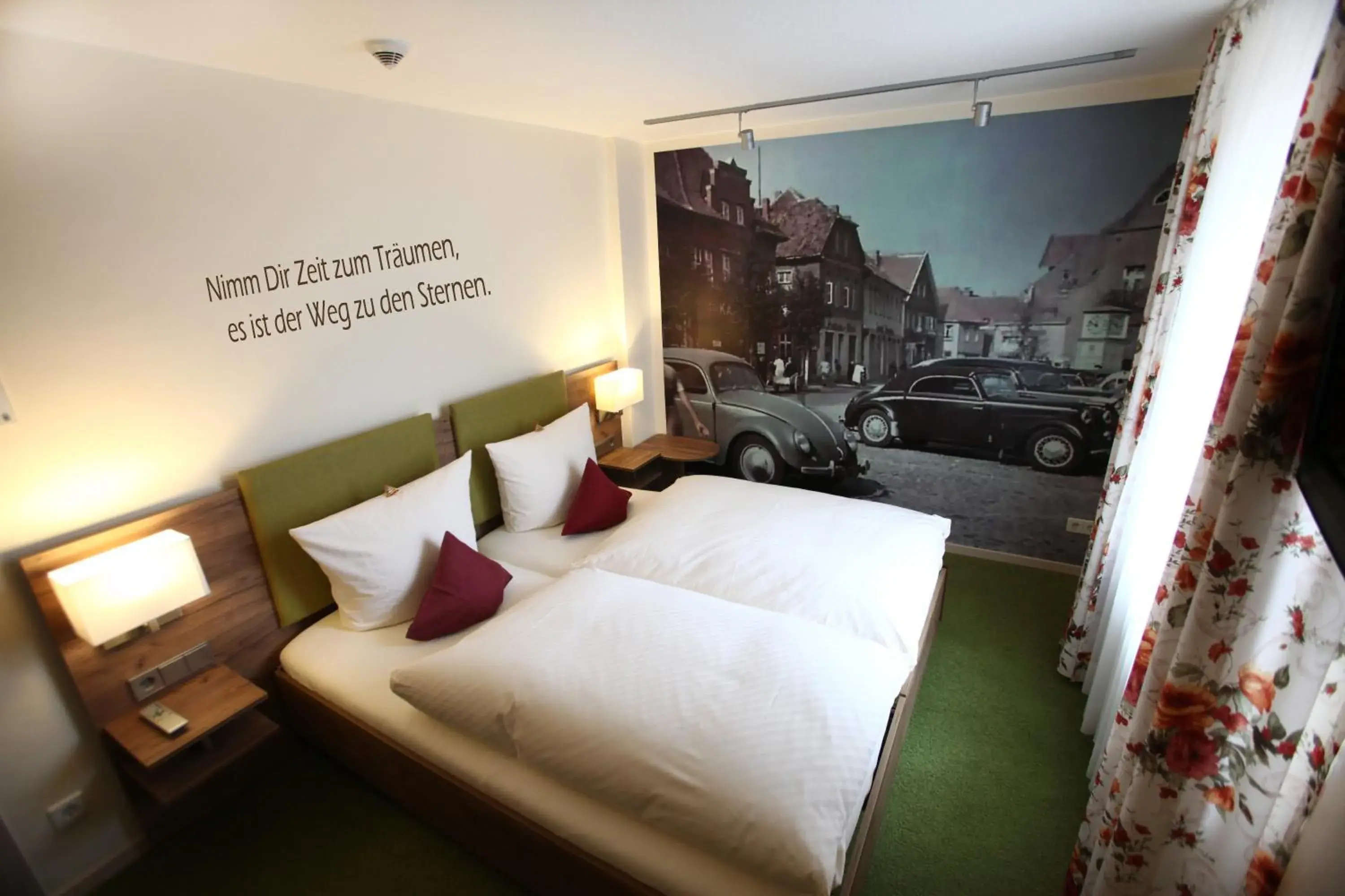 Comfort Double Room (1 Adult) in Hotel Schmidt am Markt Comfort Double Room (1 Adult) in Hotel Schmidt am Markt