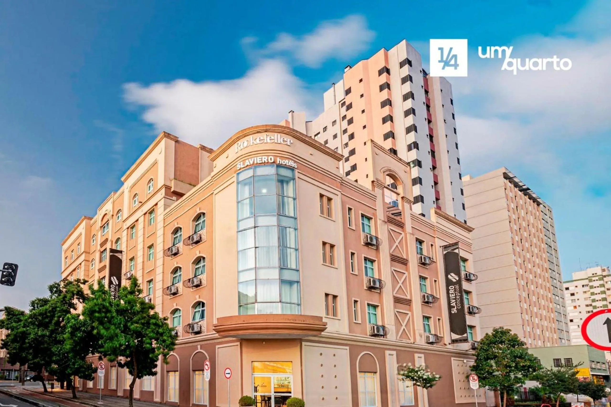 Facade/entrance in Manhattan Floor