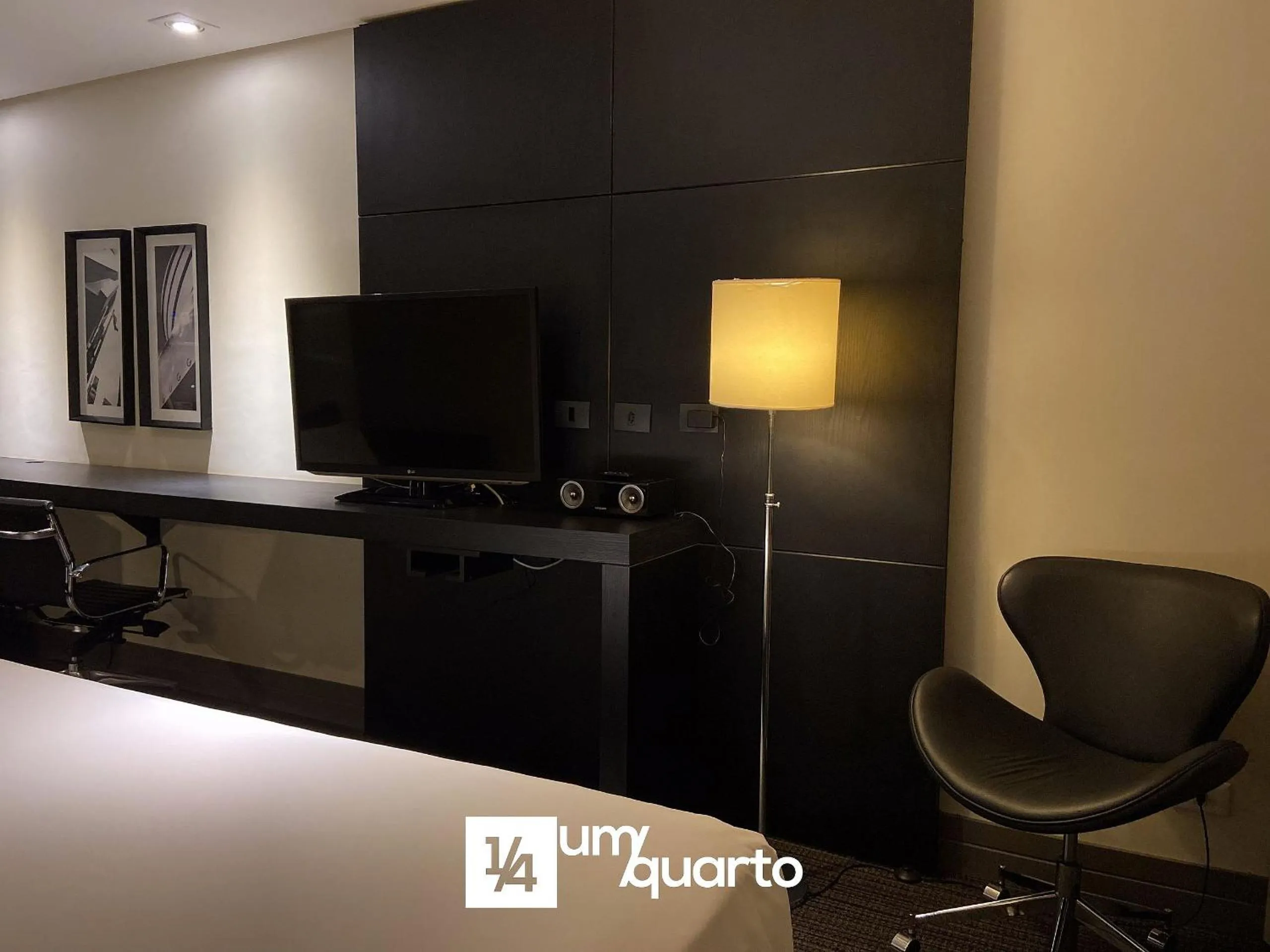 Bedroom in Manhattan Floor