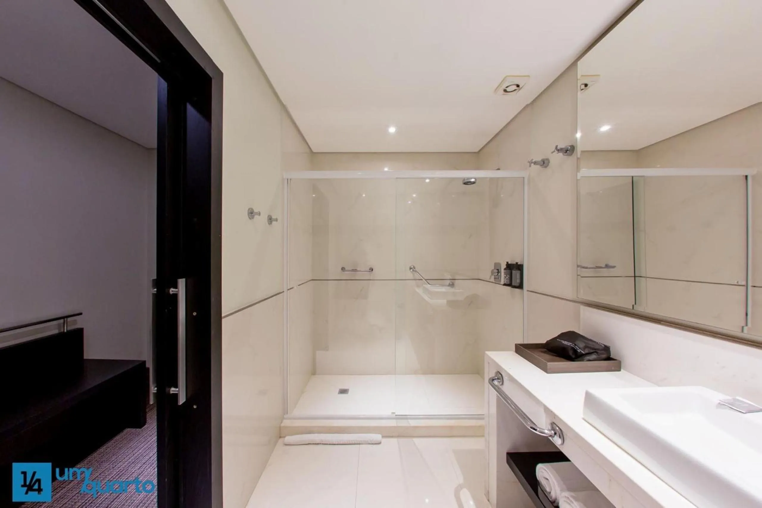 Toilet in Manhattan Floor