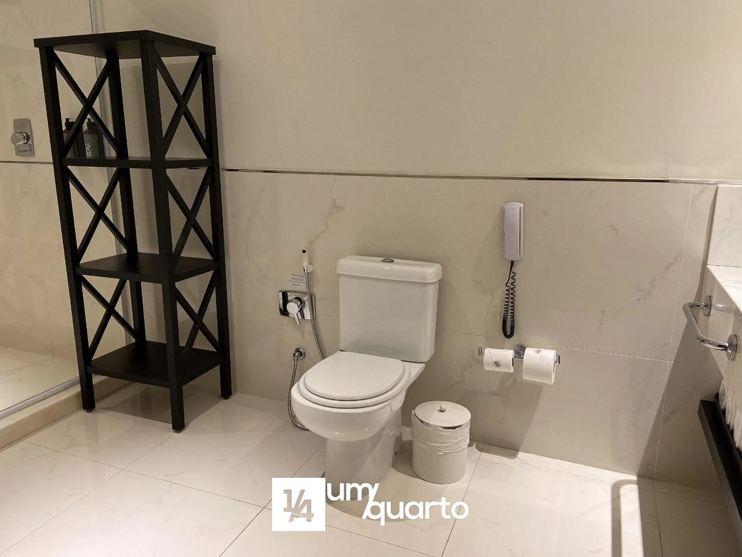 Bathroom in Manhattan Floor