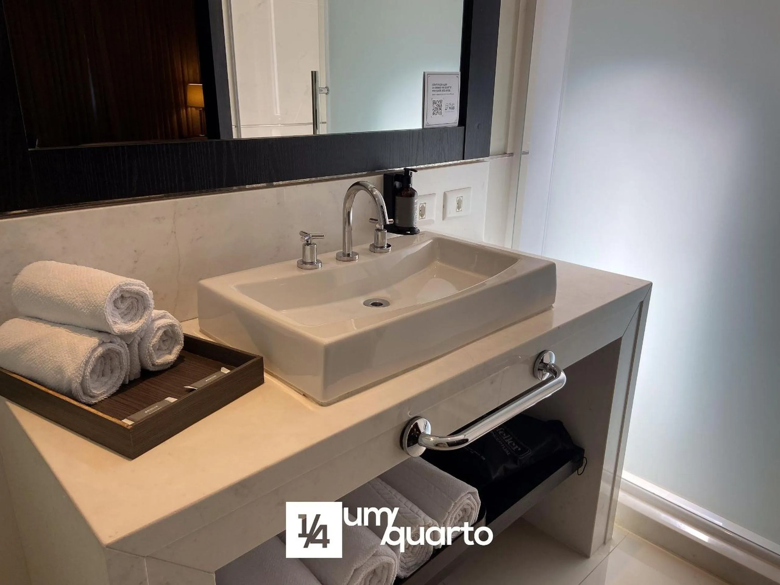 Toilet in Manhattan Floor