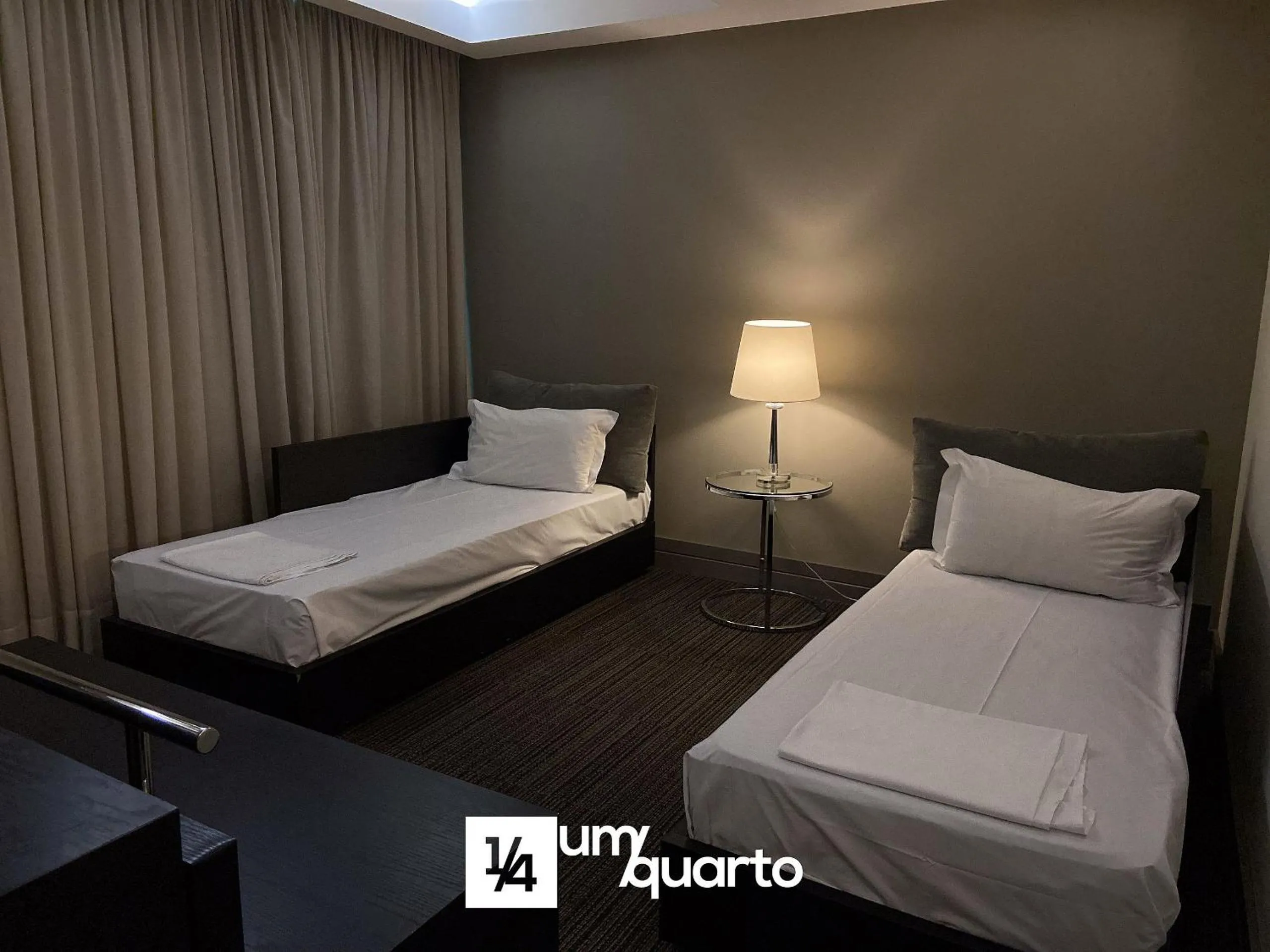 Bed in Manhattan Floor