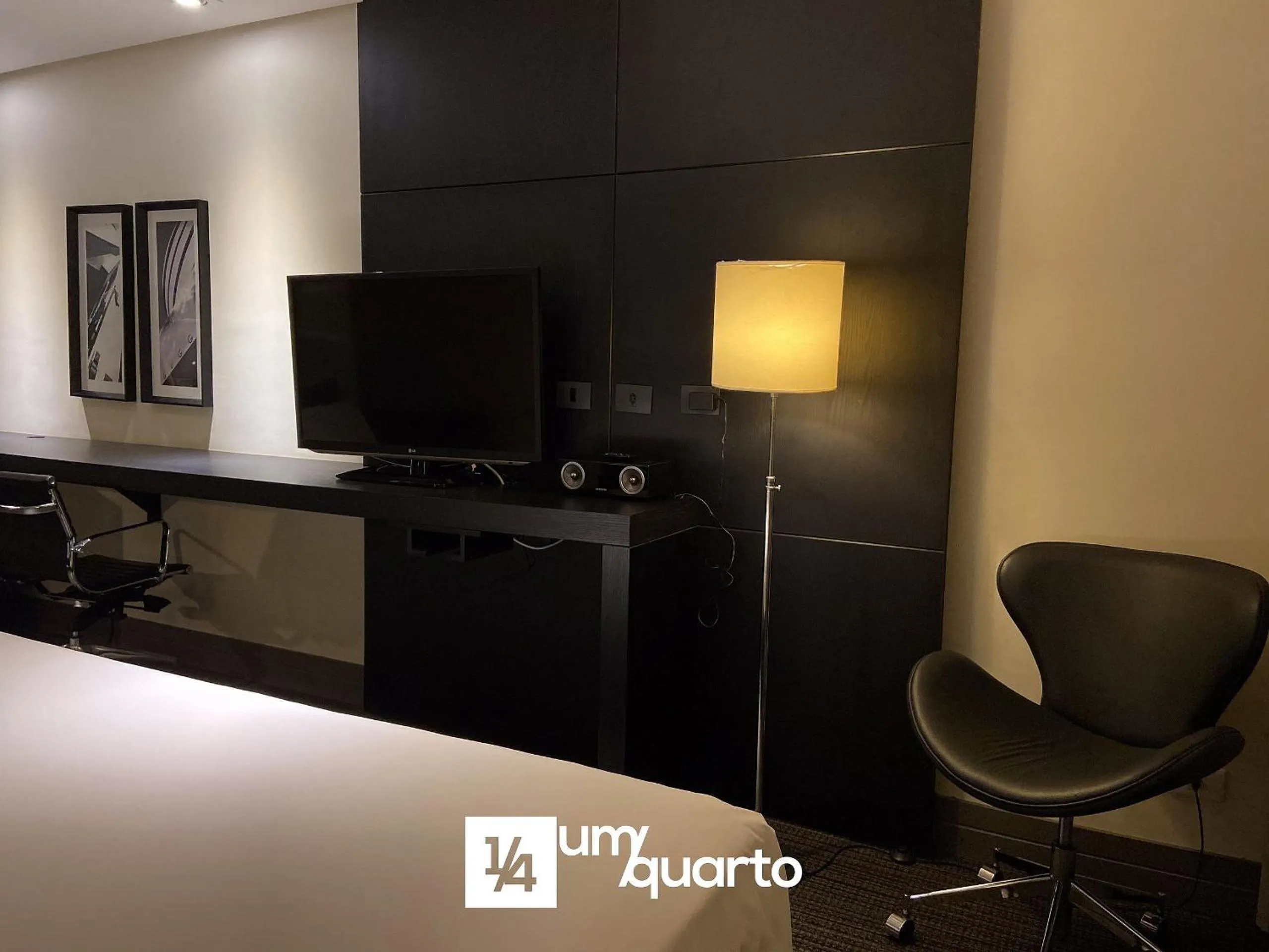 Bedroom in Manhattan Floor