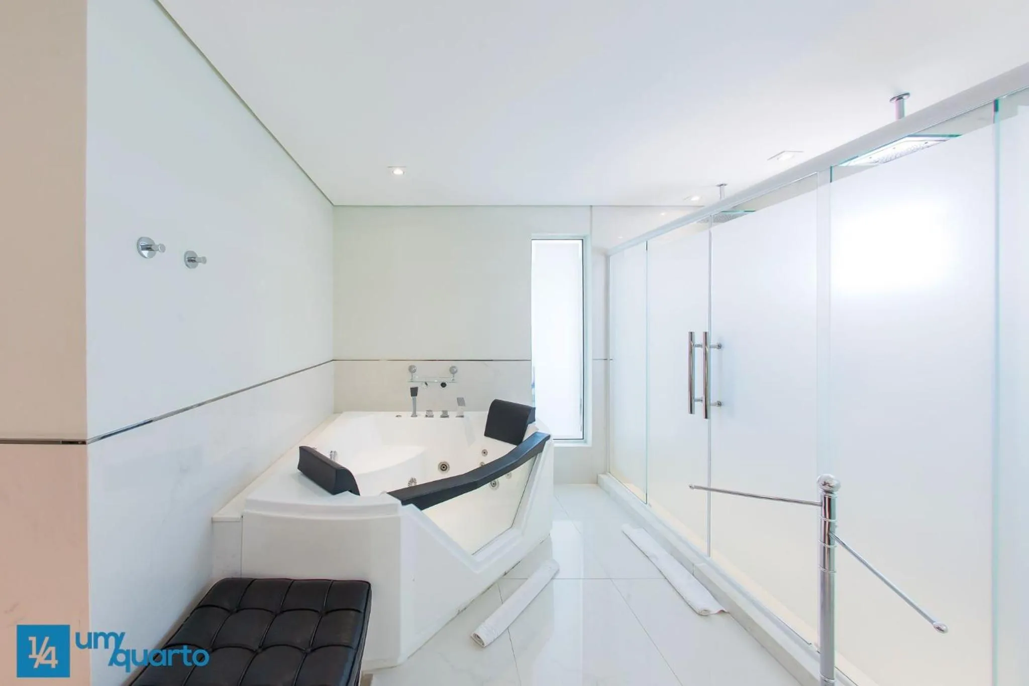 Toilet in Manhattan Floor