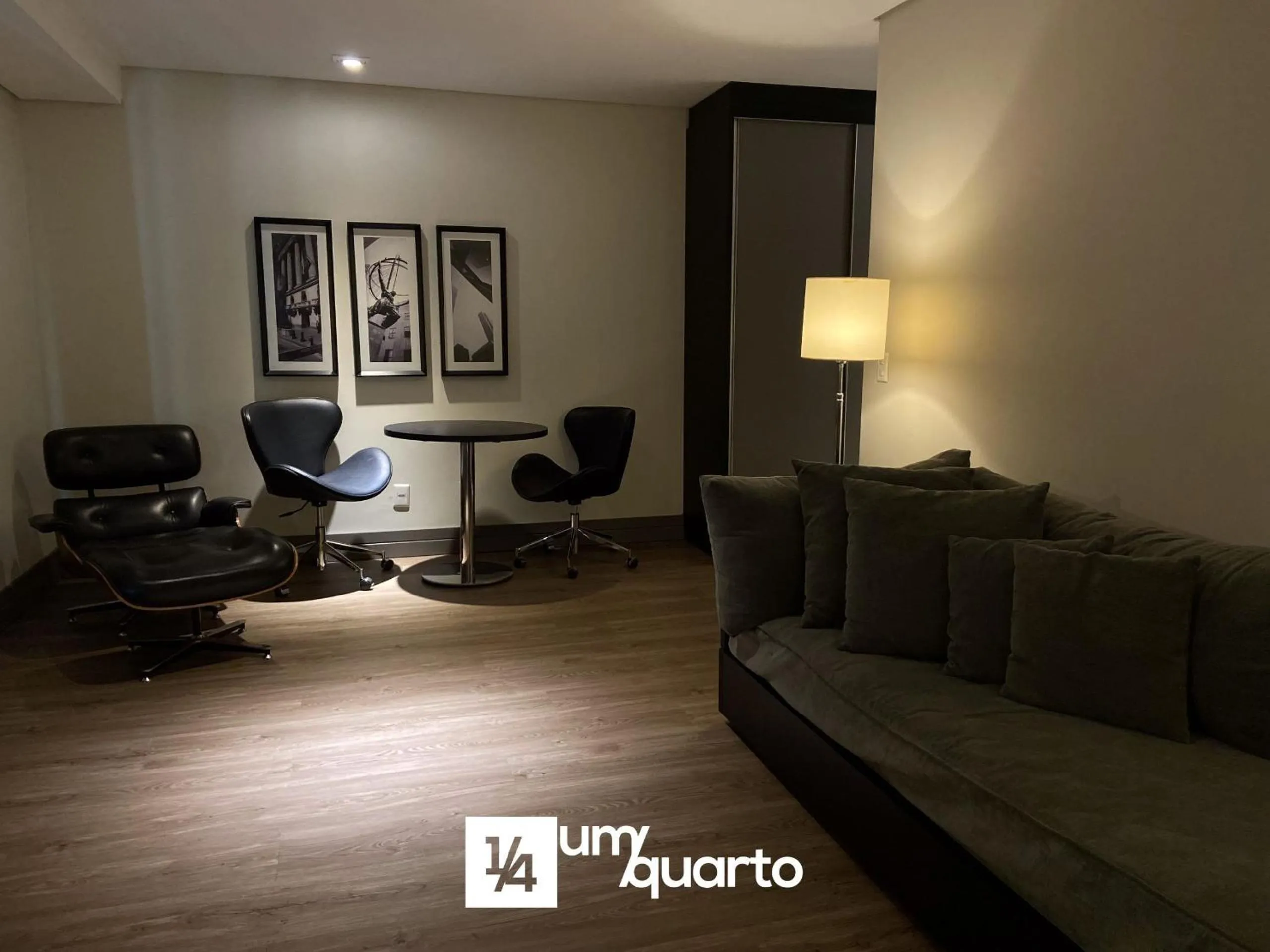 Bedroom in Manhattan Floor