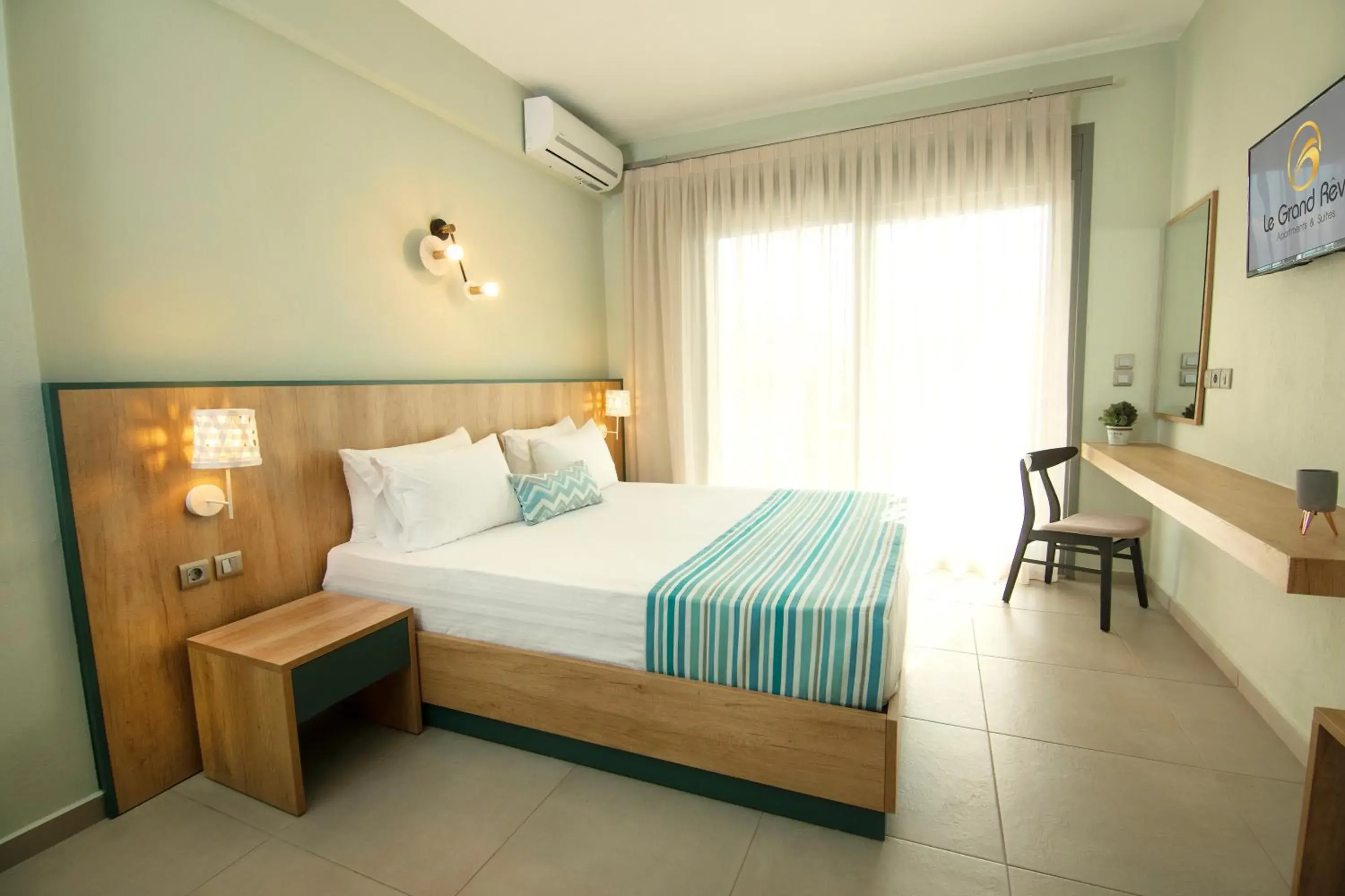 Junior Suite with Pool View in Le Grand Rêve Junior Suite with Pool View in Le Grand Rêve