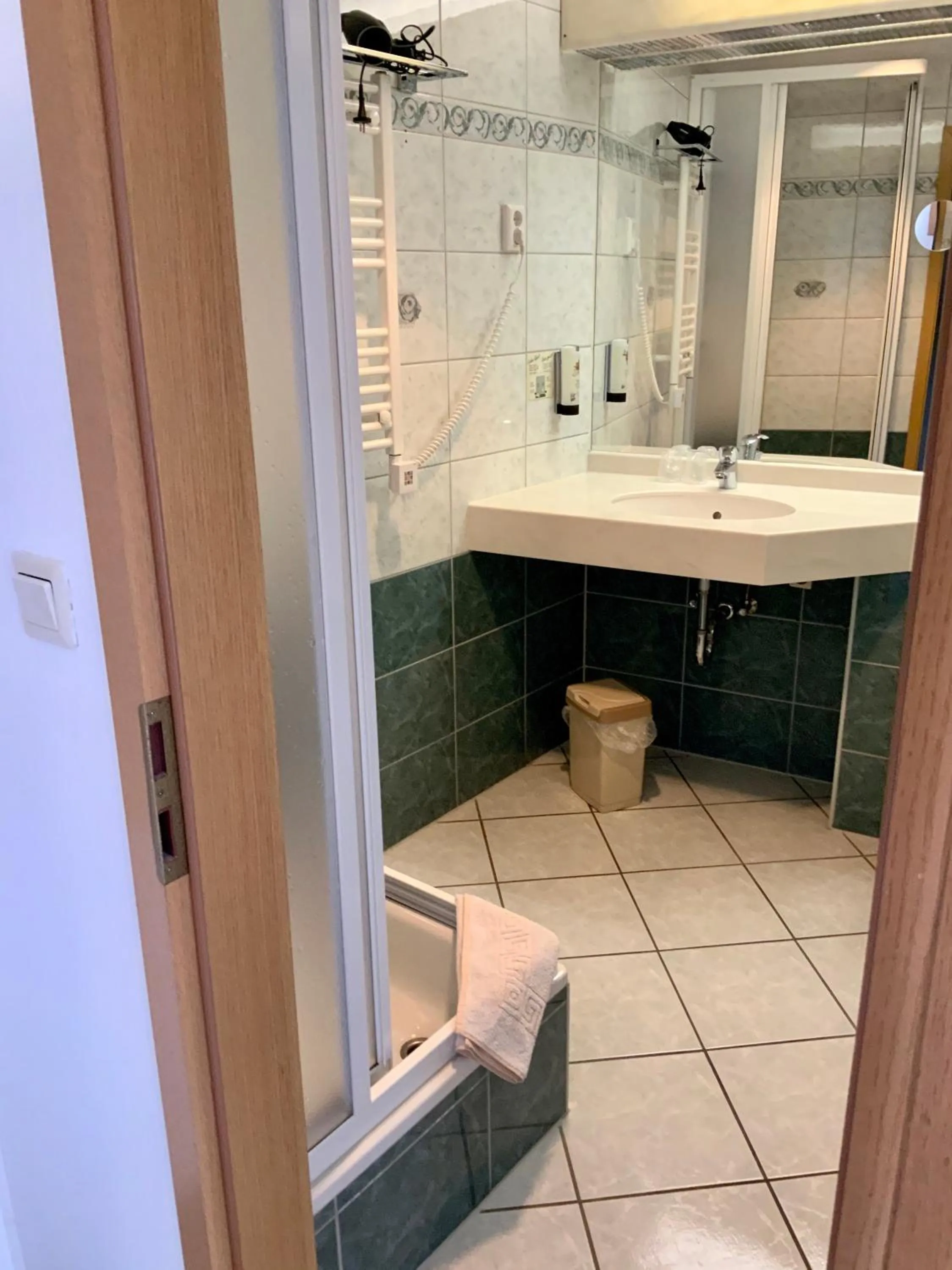 Bathroom in Bluhm's Hotel & Restaurant am Markt