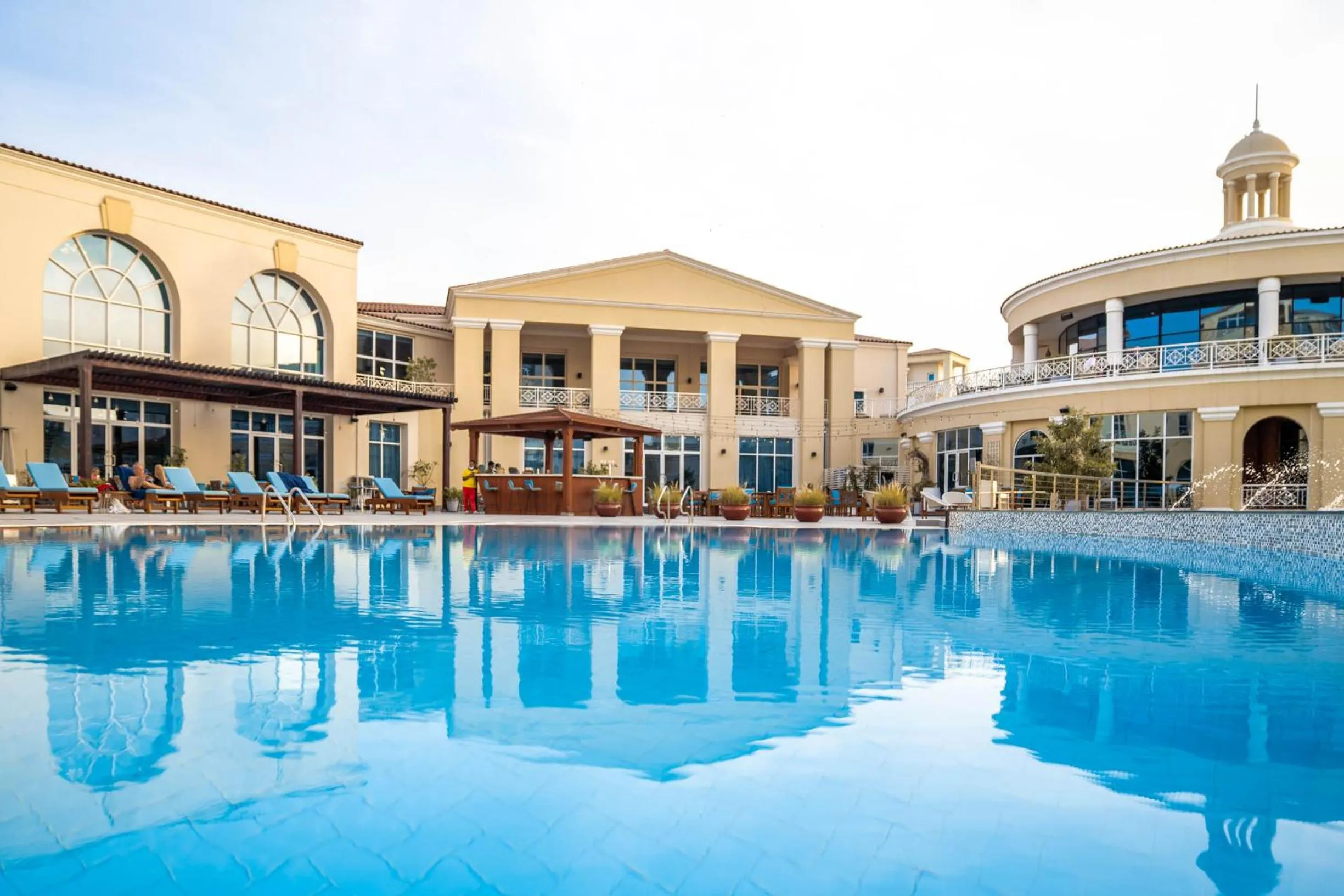 Swimming pool in Copthorne Lakeview Hotel Dubai, Green Community