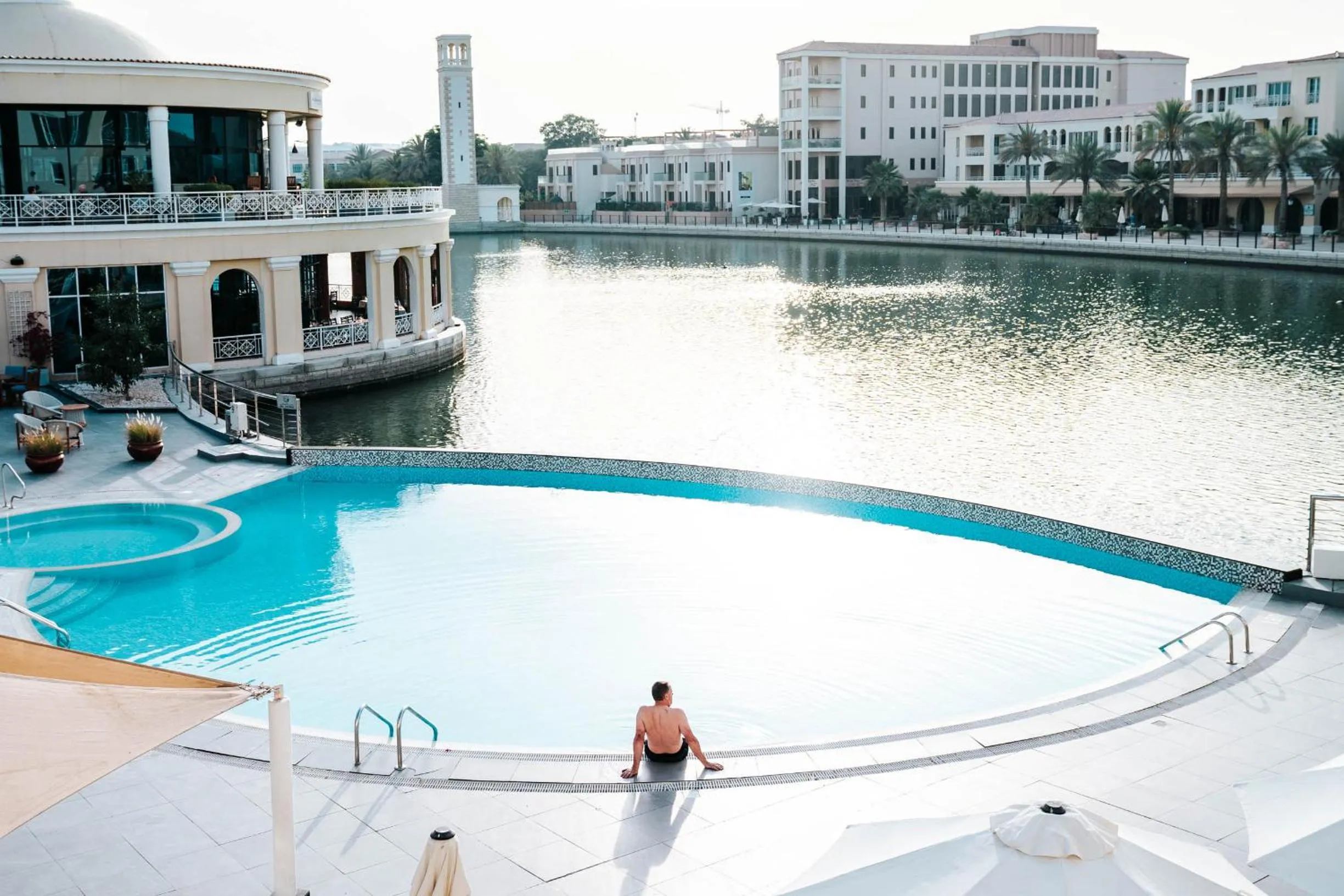 Swimming pool in Copthorne Lakeview Hotel Dubai, Green Community