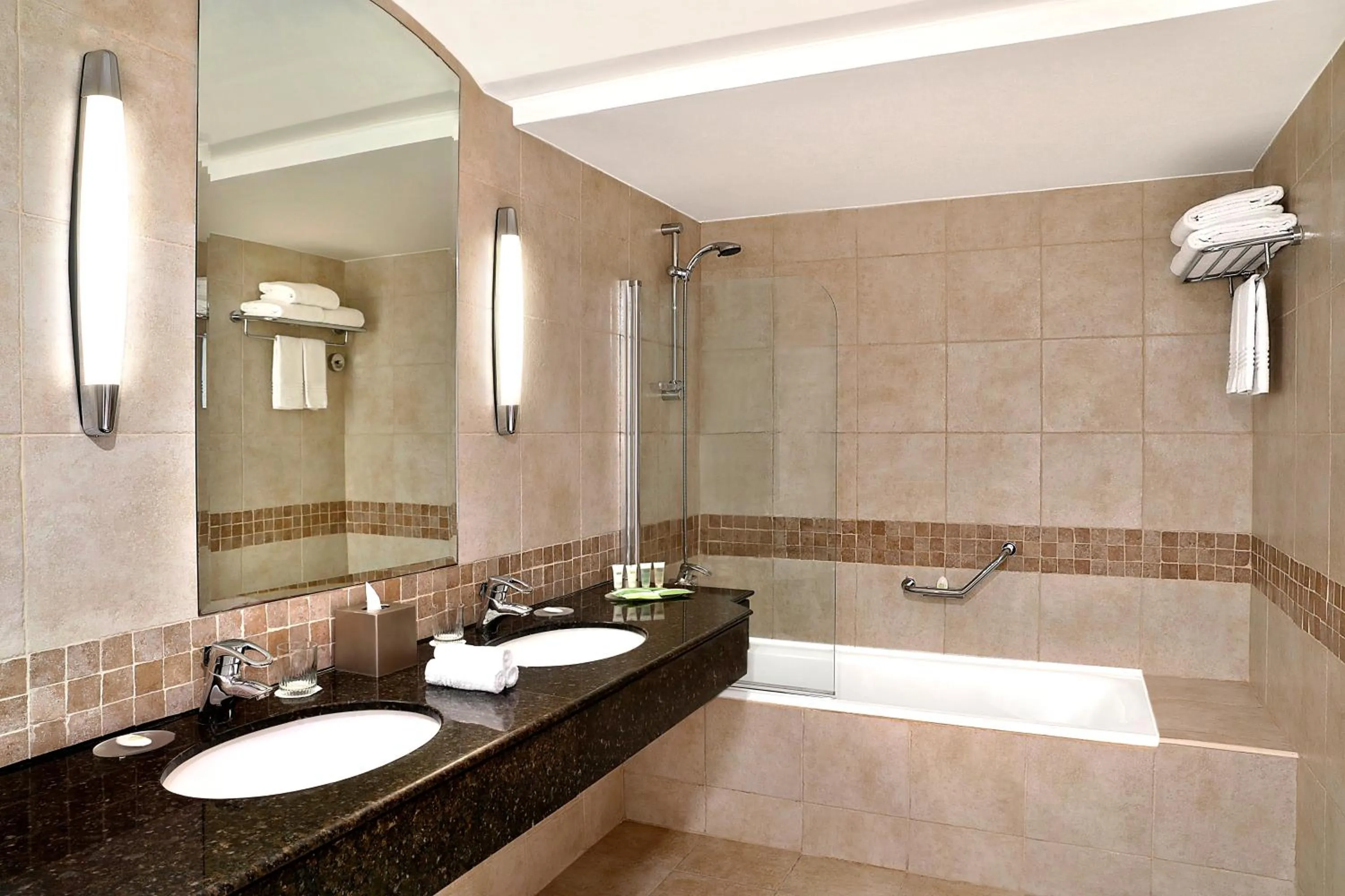 Bathroom in Copthorne Lakeview Hotel Dubai, Green Community
