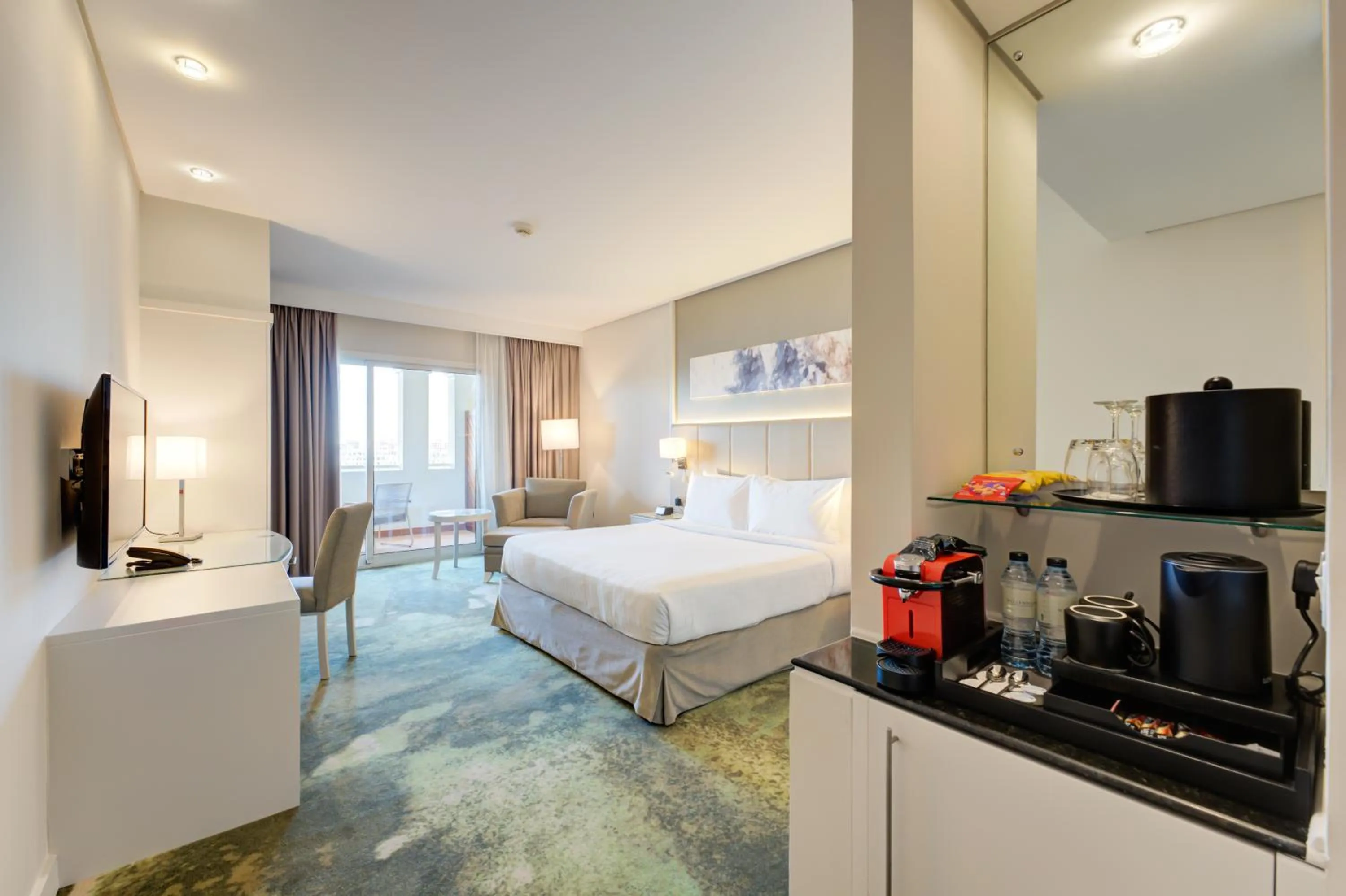 Bed in Copthorne Lakeview Hotel Dubai, Green Community