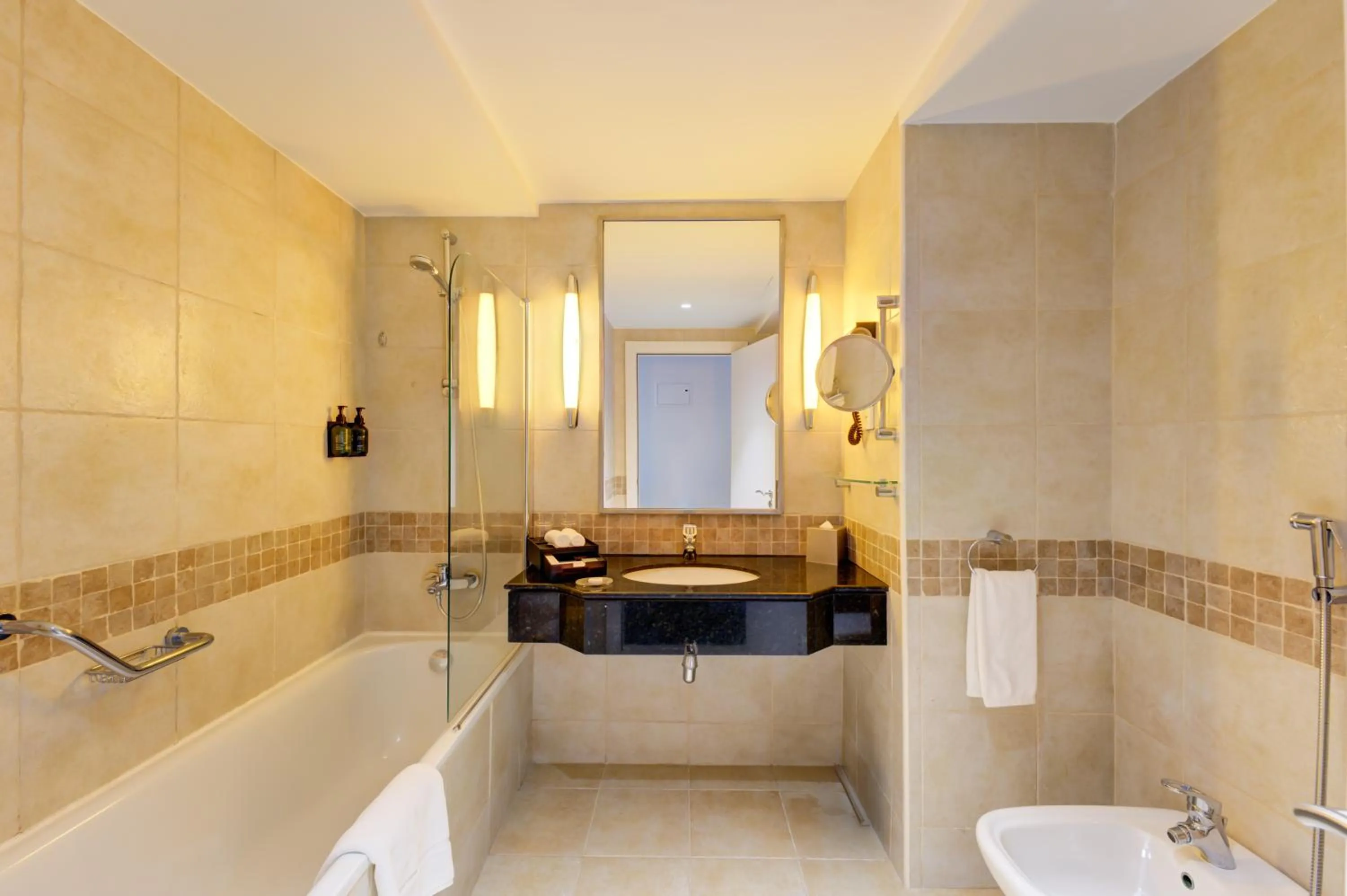 Bathroom in Copthorne Lakeview Hotel Dubai, Green Community