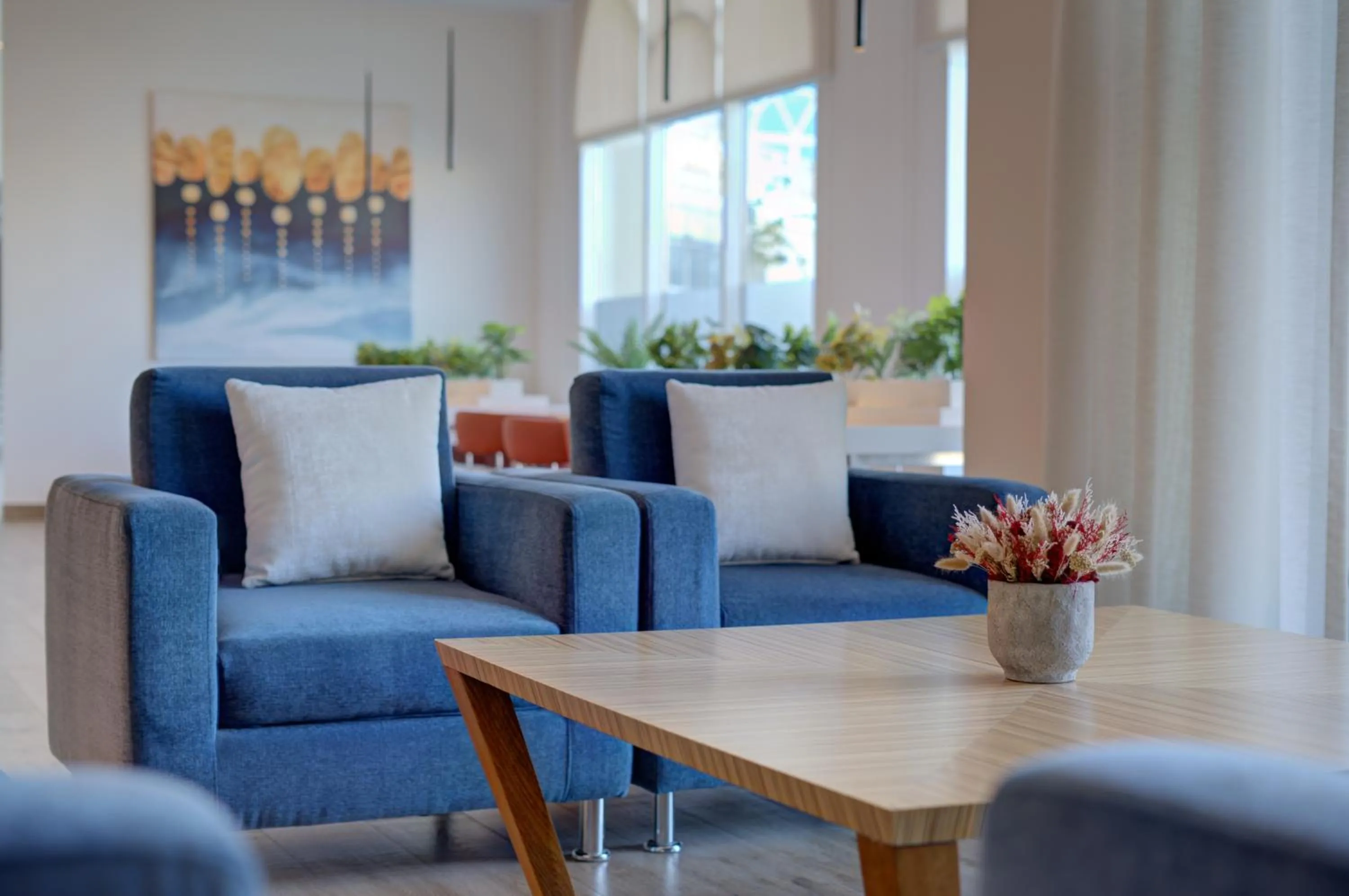 Seating area in Millennium Lakeview Hotel