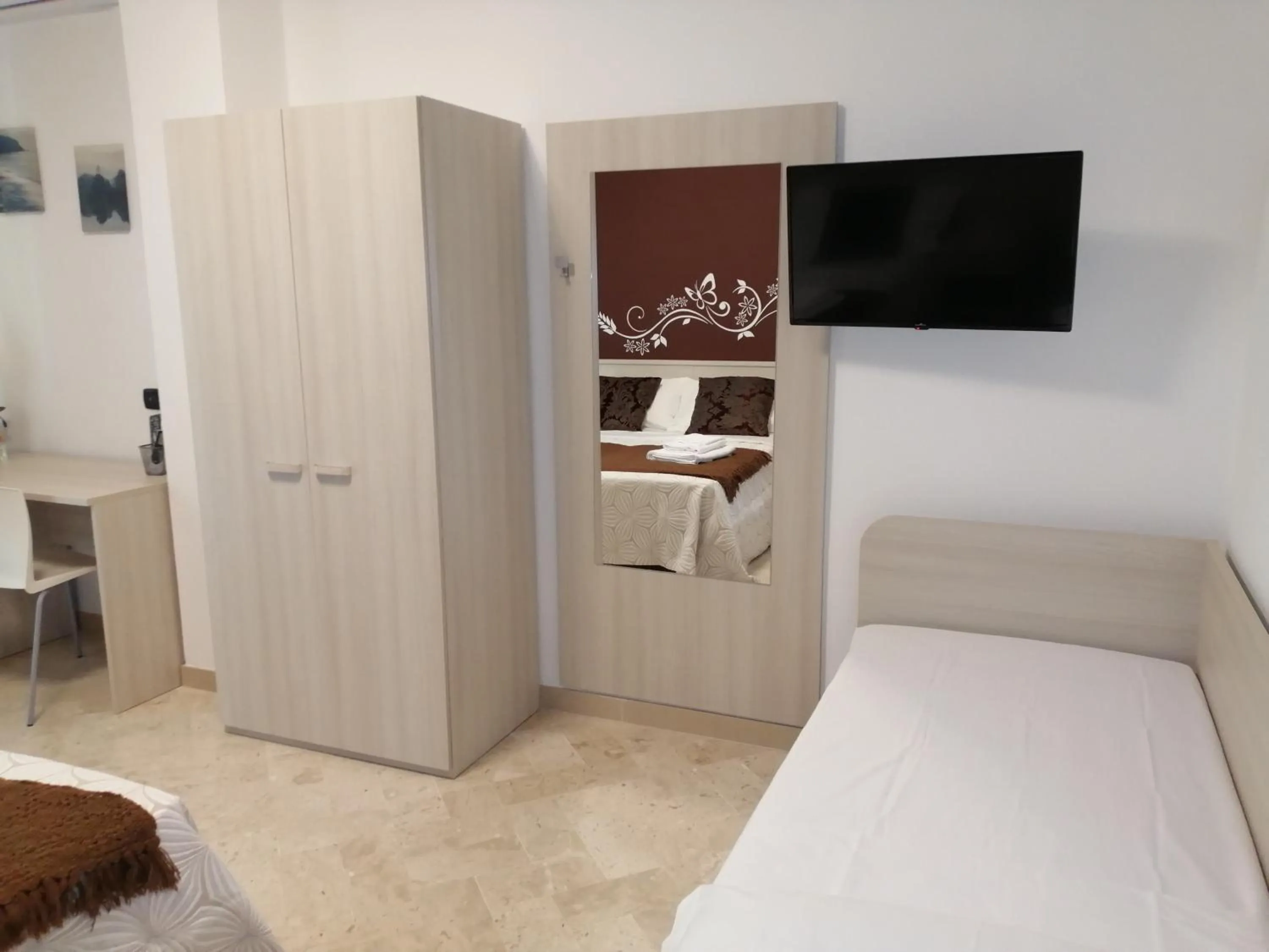 Bedroom, Bed in Don Nino