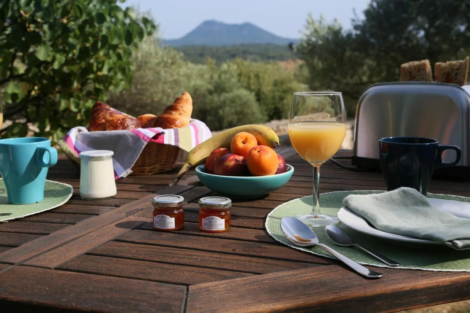 Breakfast in PantaiaHomes - My Little Garden - Piscine - Vue panoramique