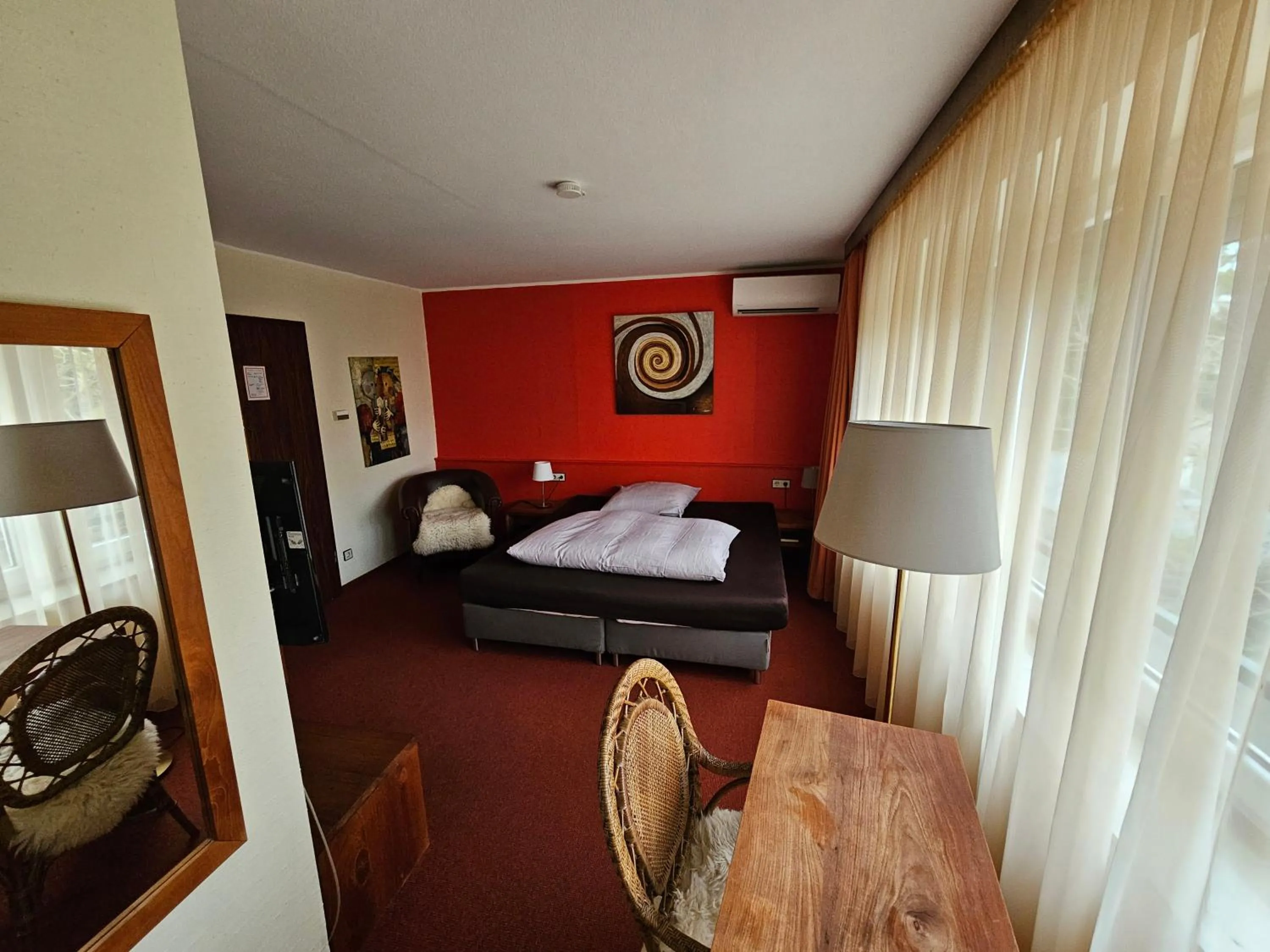 Photo of the whole room, Bed in Hotel Donnersberg