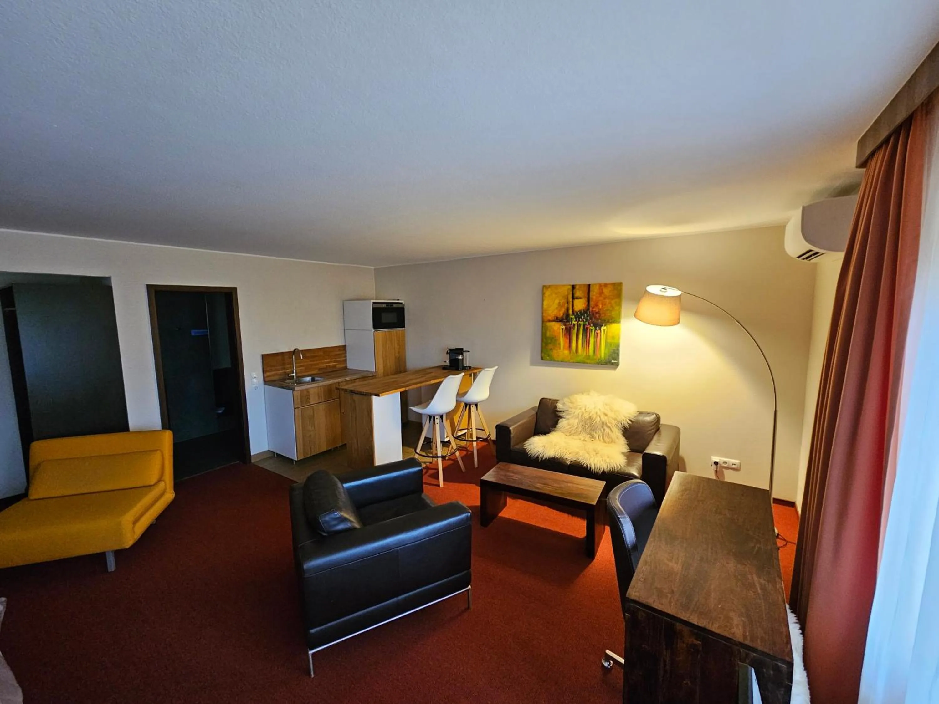 Seating area in Hotel Donnersberg