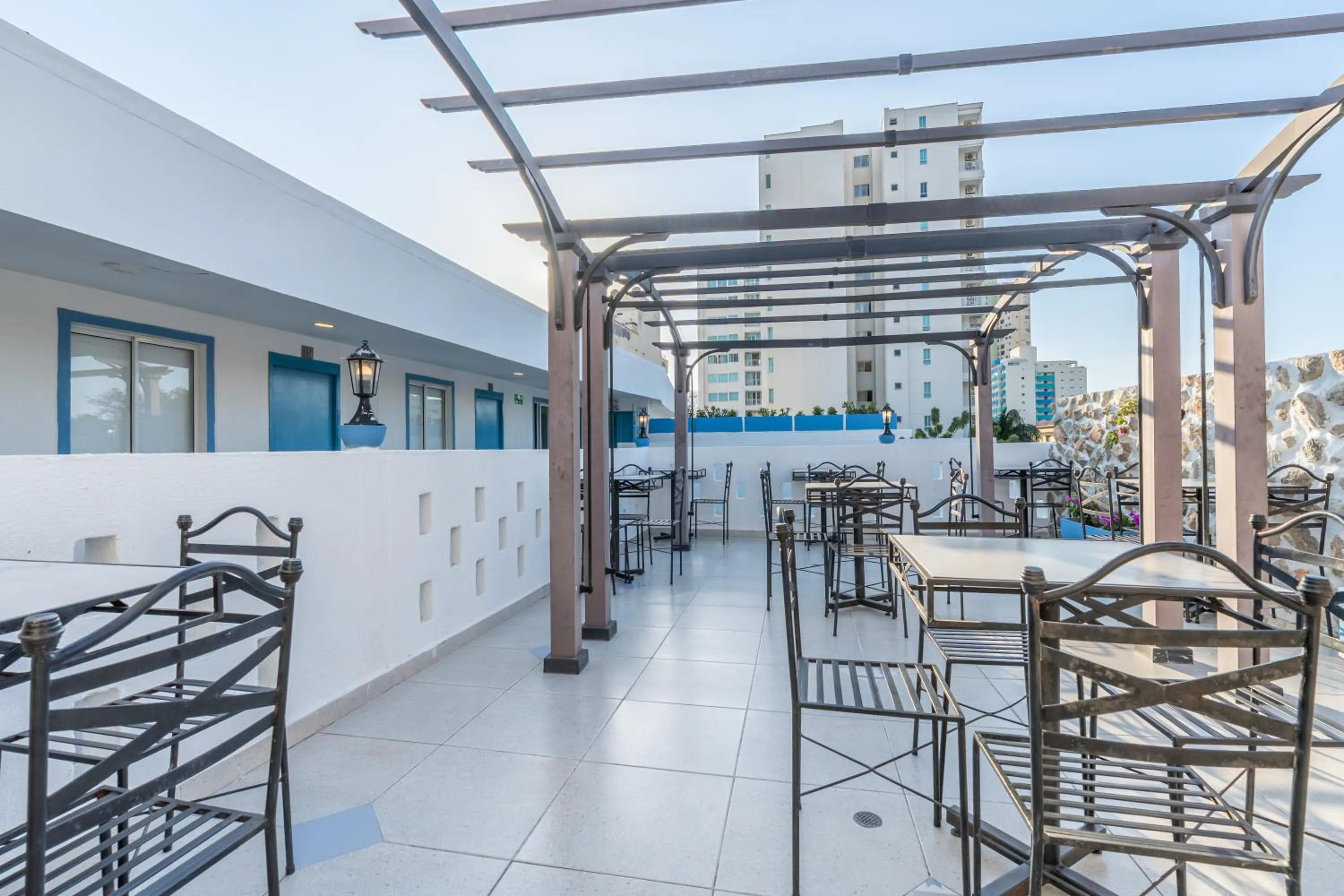 Day in Hotel Adaz Mediterráneo