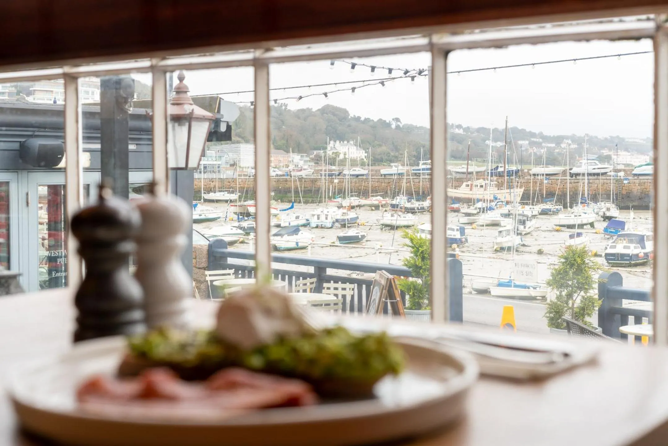 Natural landscape in Old Court House Inn