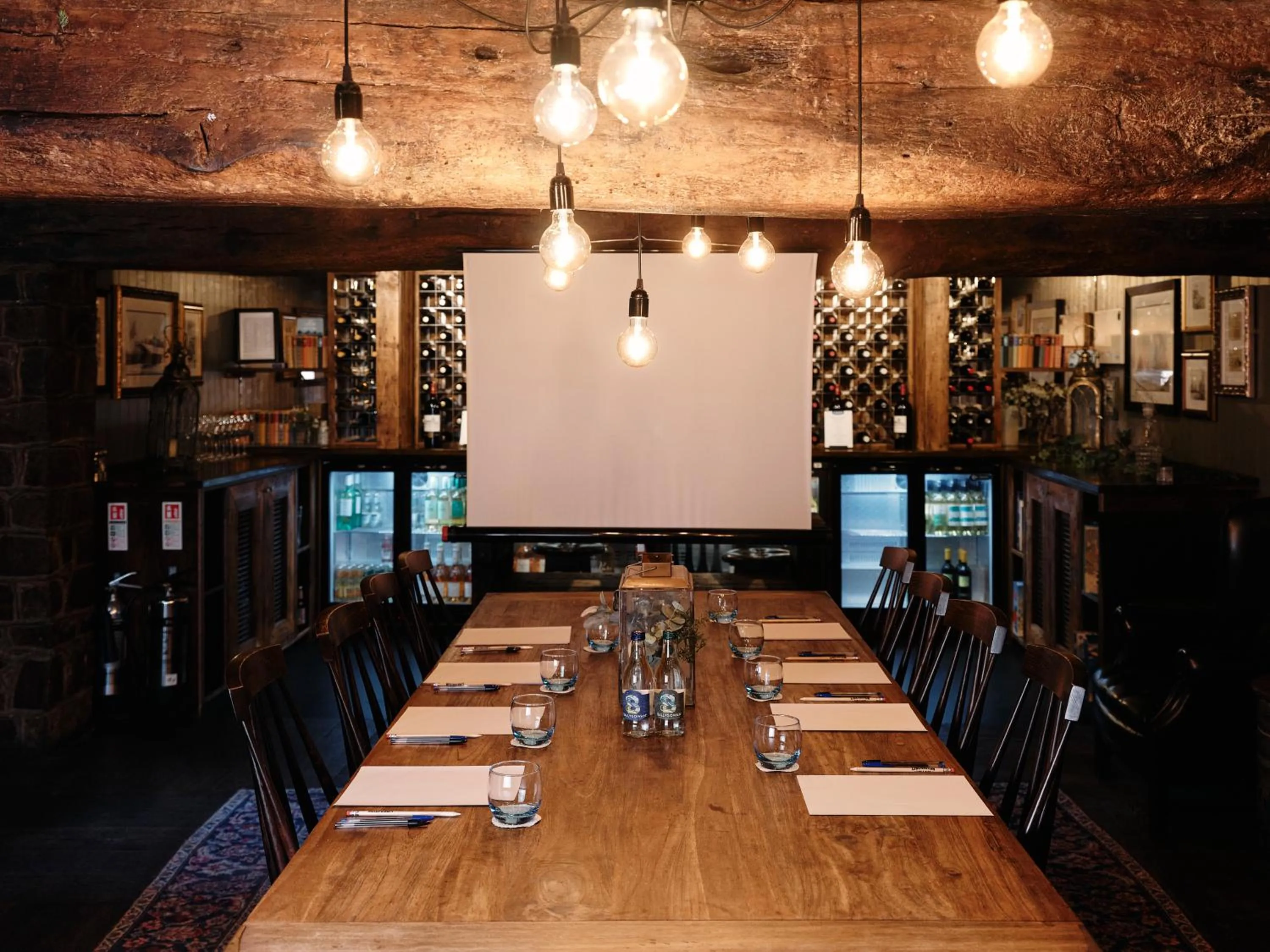 Meeting/conference room in Old Court House Inn