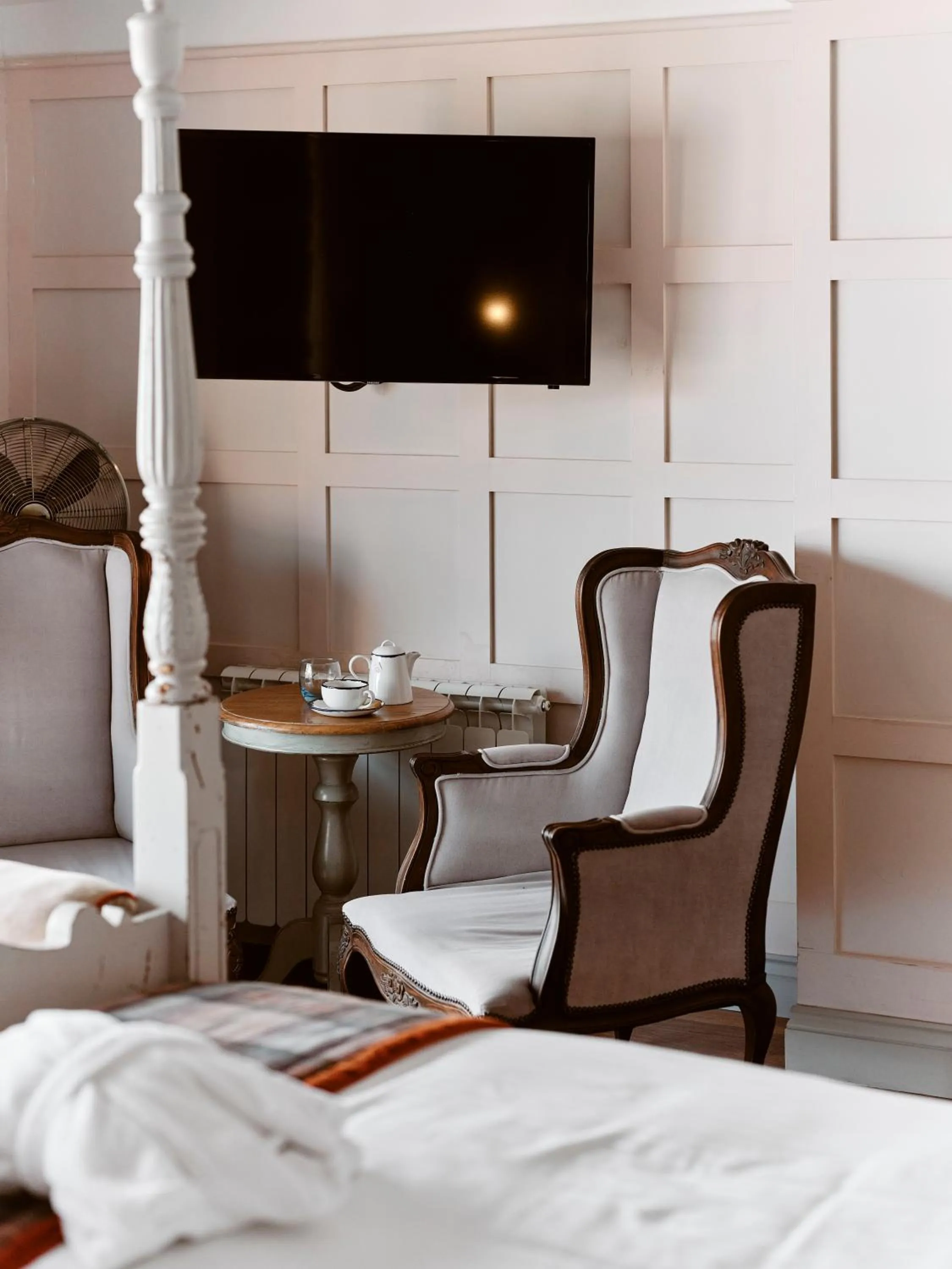 Bedroom, Bed in Old Court House Inn