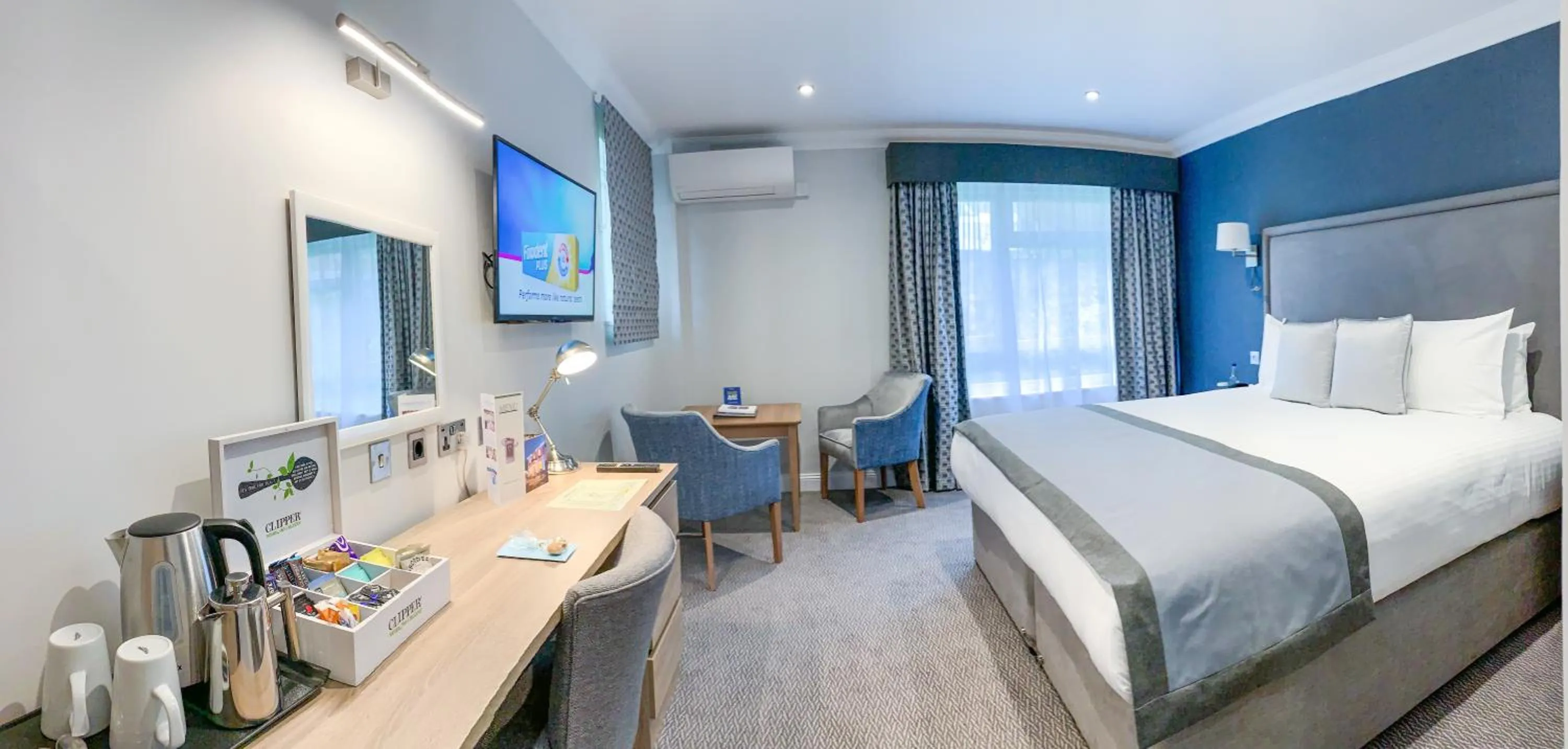 Photo of the whole room, Bed in Best Western Hotel de Havelet