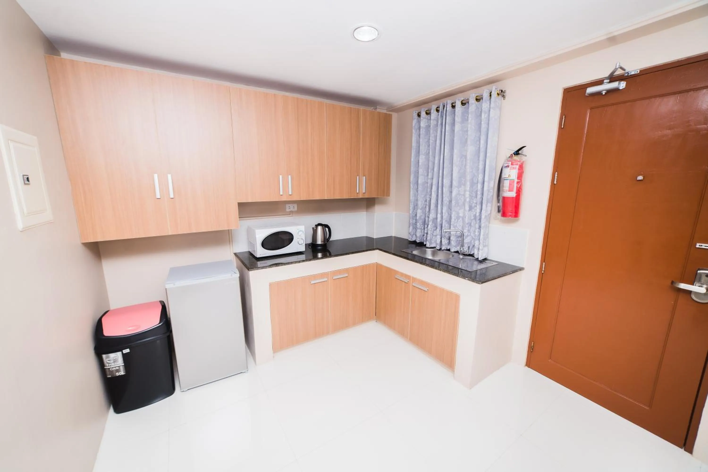 Kitchen or kitchenette in JSB Suites