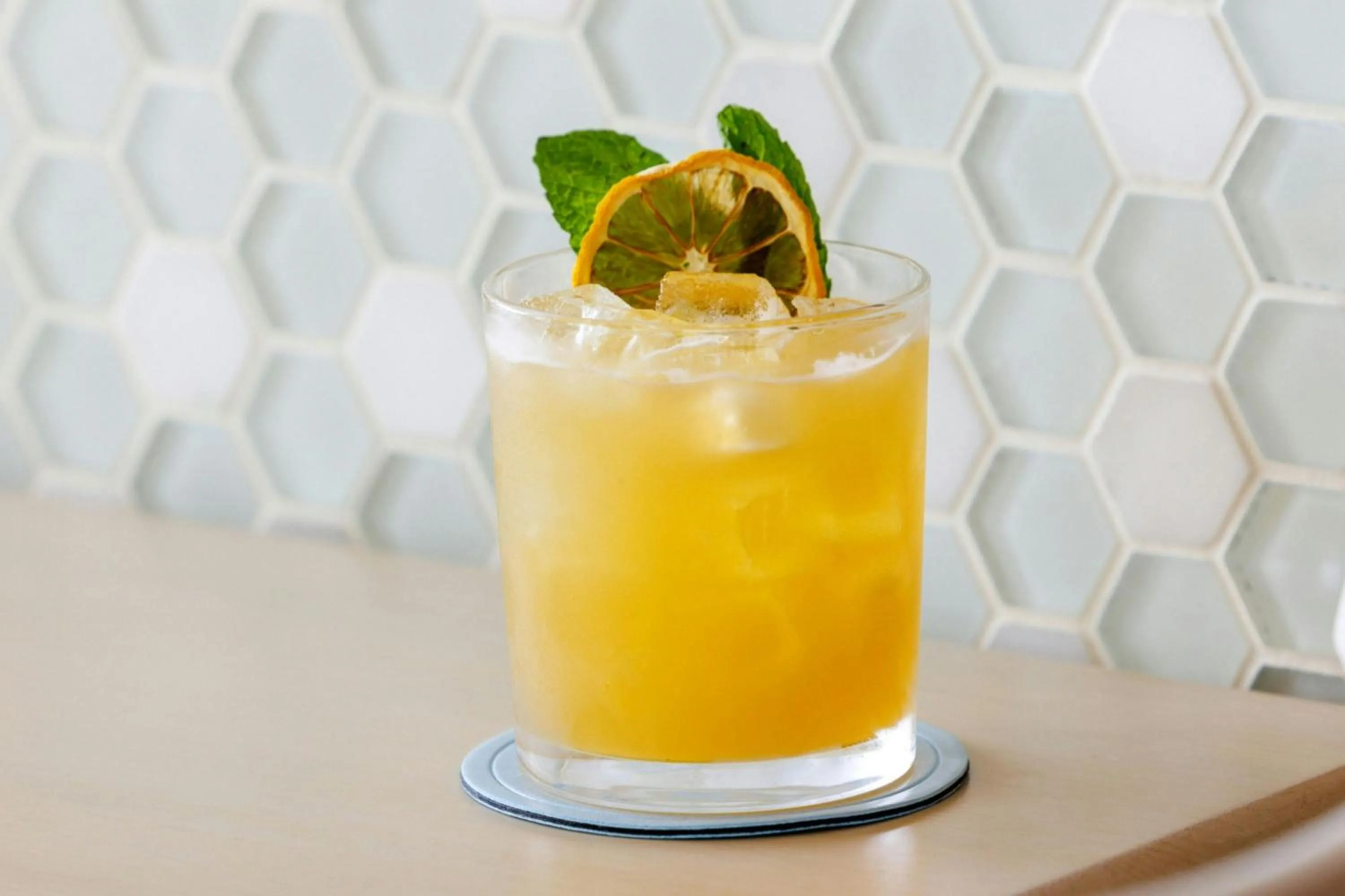 Restaurant/places to eat in The Pearle Hotel & Spa, Autograph Collection