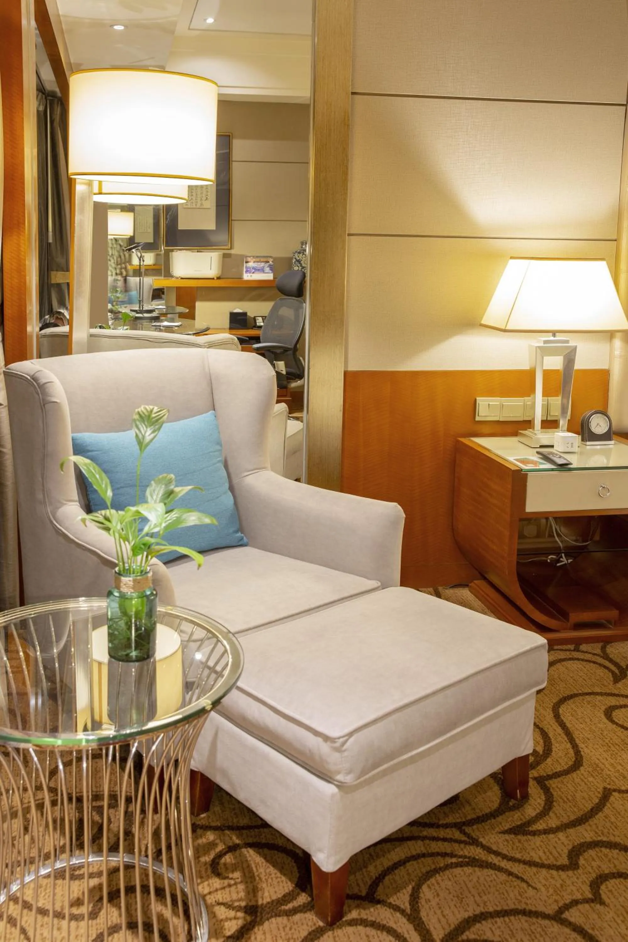 Seating area in Sofitel Harbin