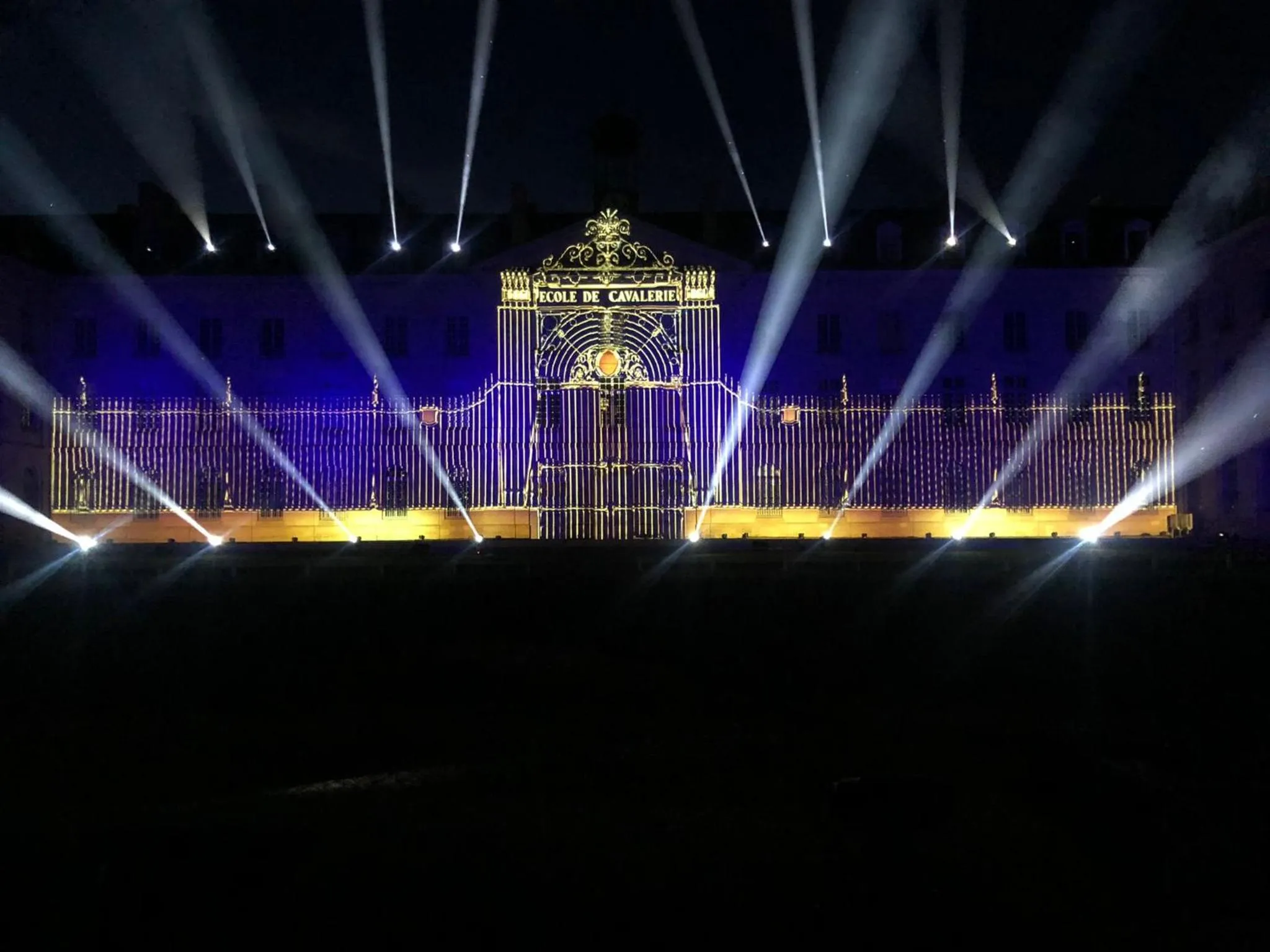 Evening entertainment in BULLES DE LOIRE