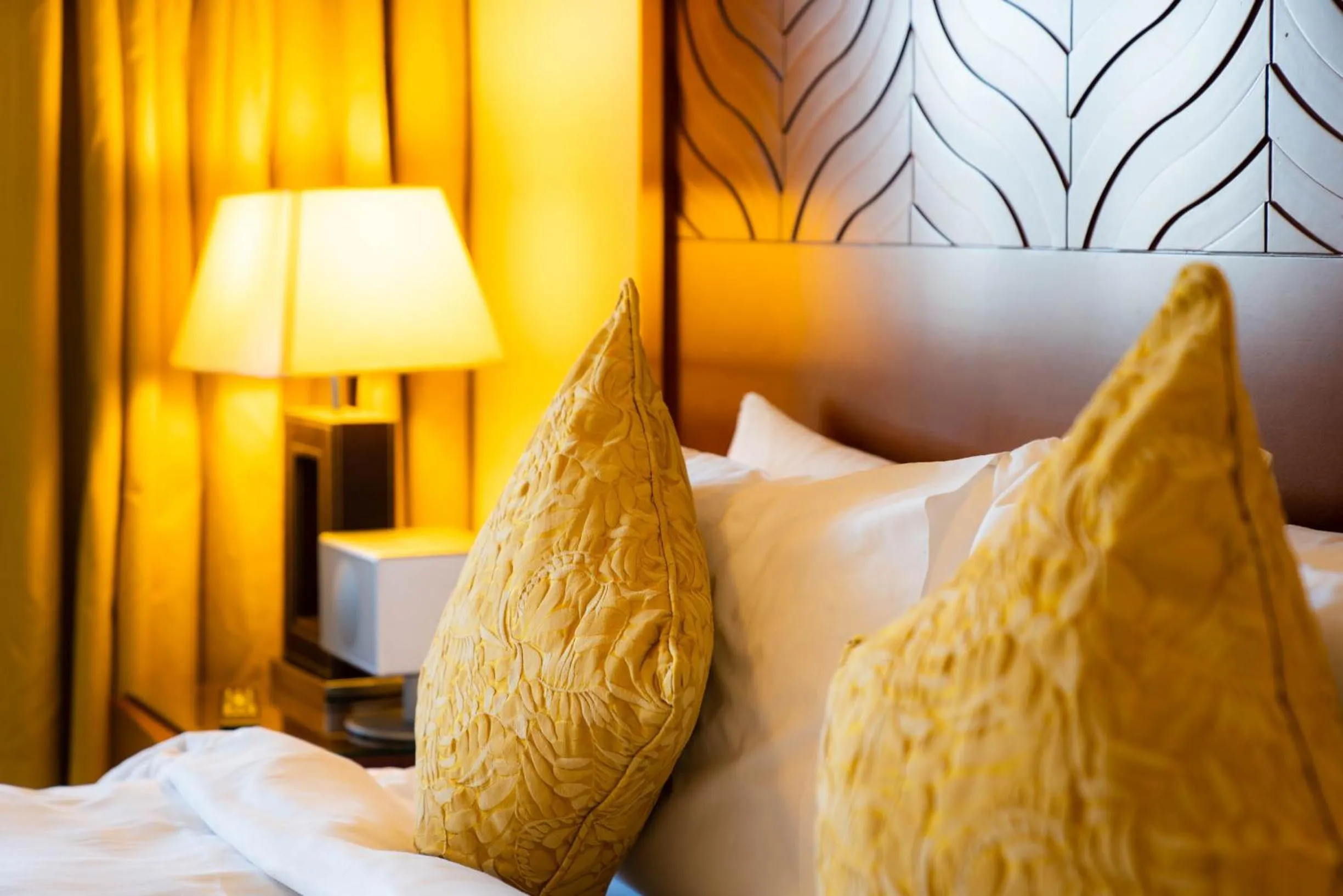 Bed in Copthorne Lakeview Executive Apartments Dubai, Green Community