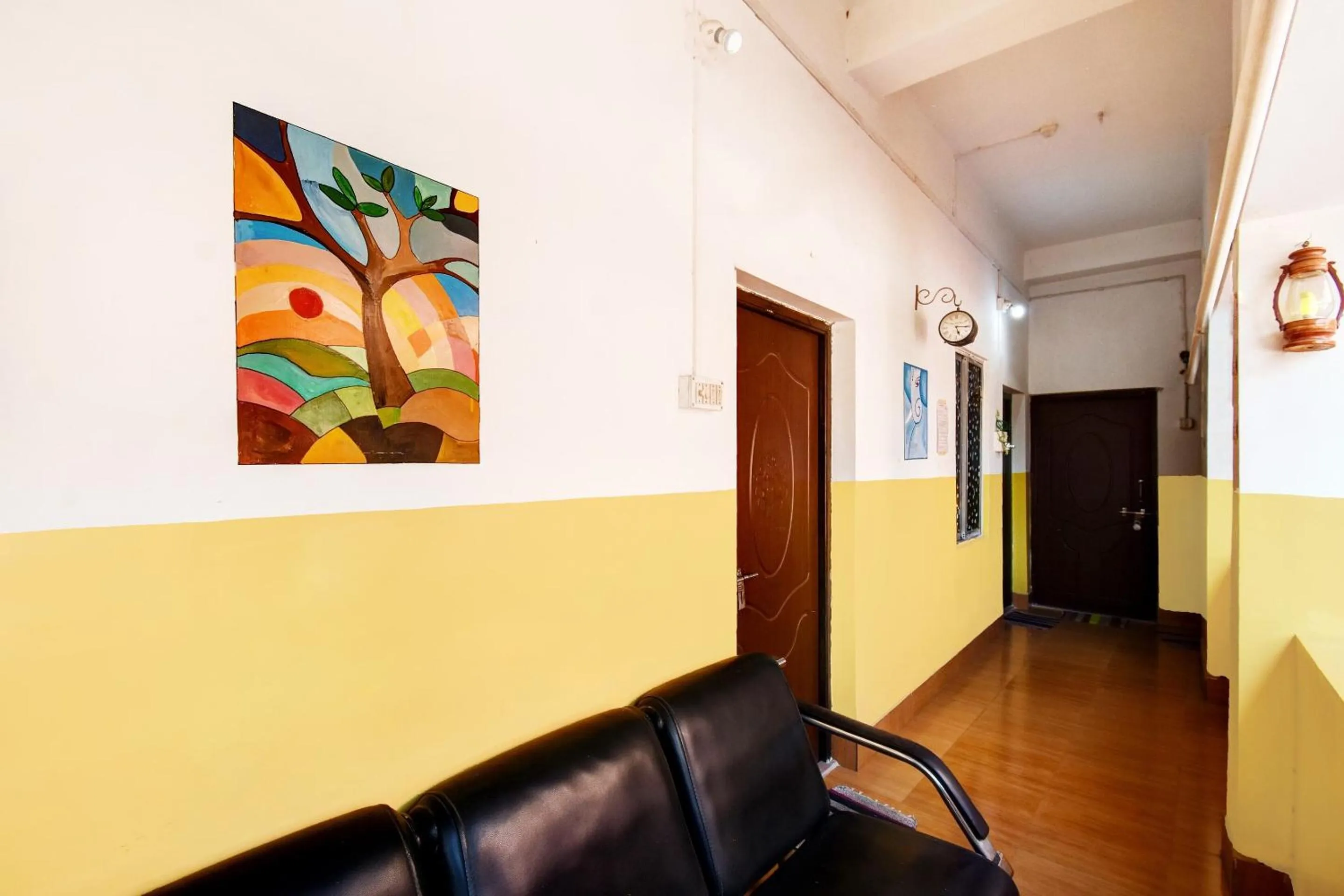 Lobby or reception in Hotel O Adorini Guest House