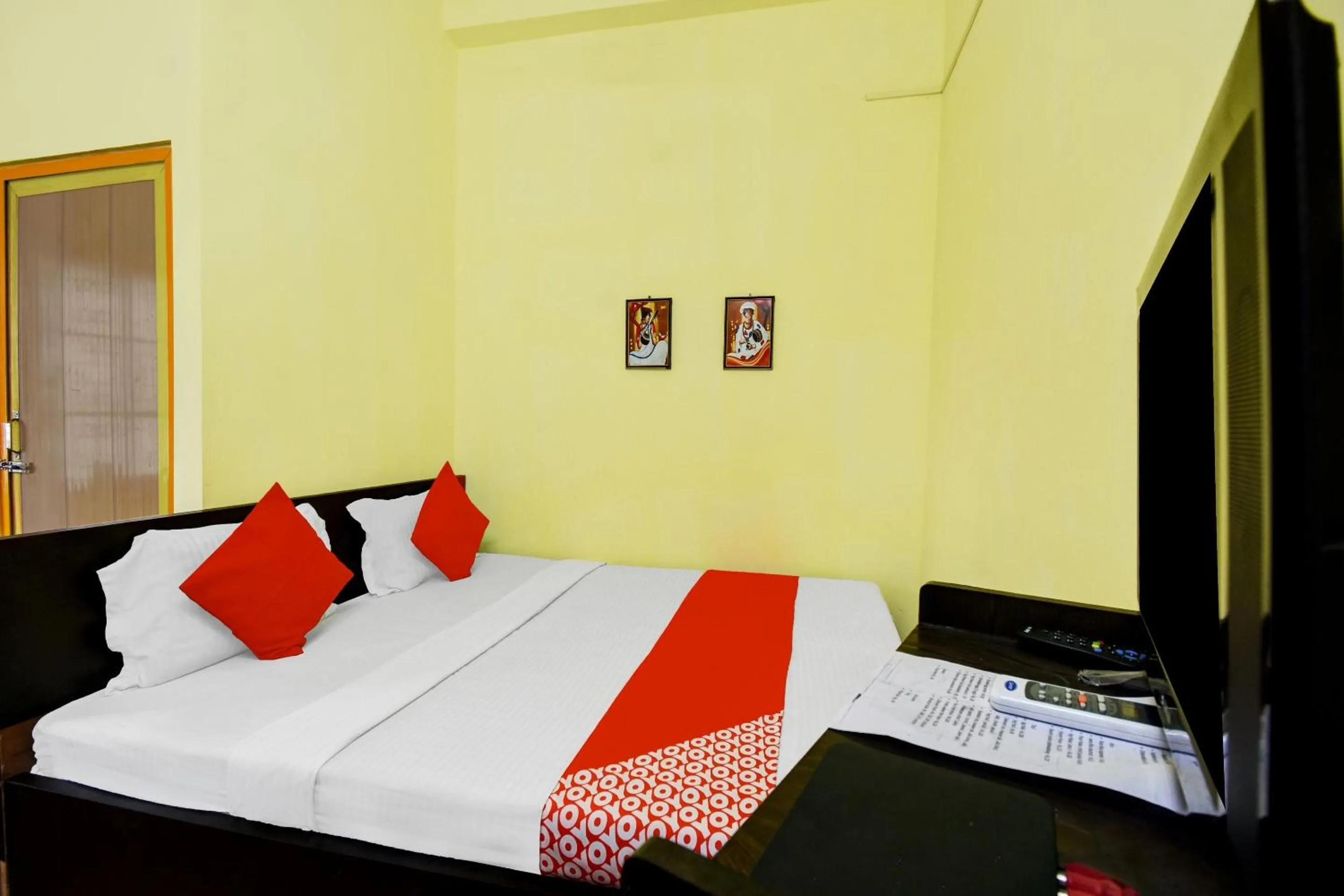 Bedroom, Bed in Hotel O Adorini Guest House