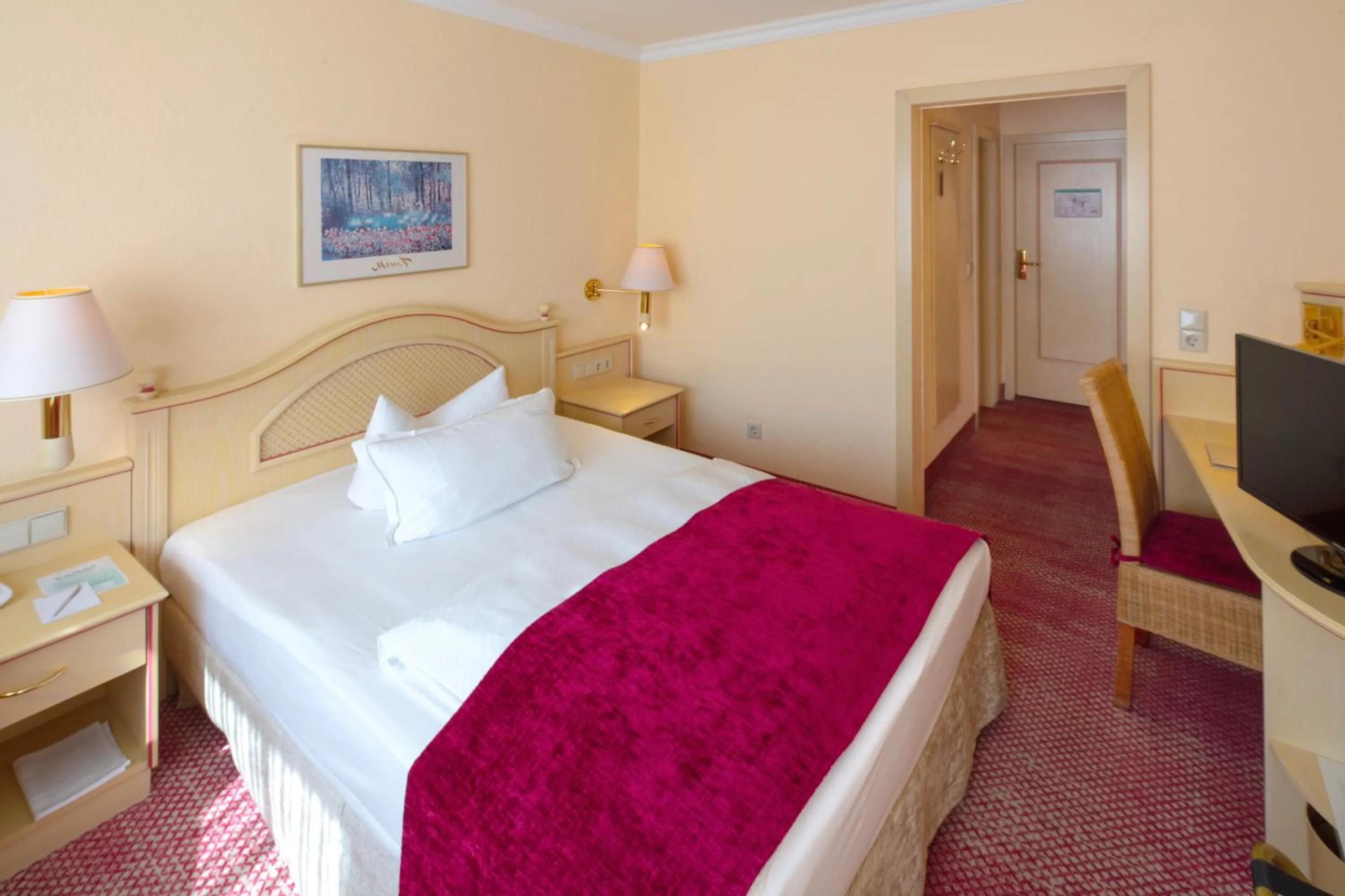 Bed in Hotel Braunschweiger Hof