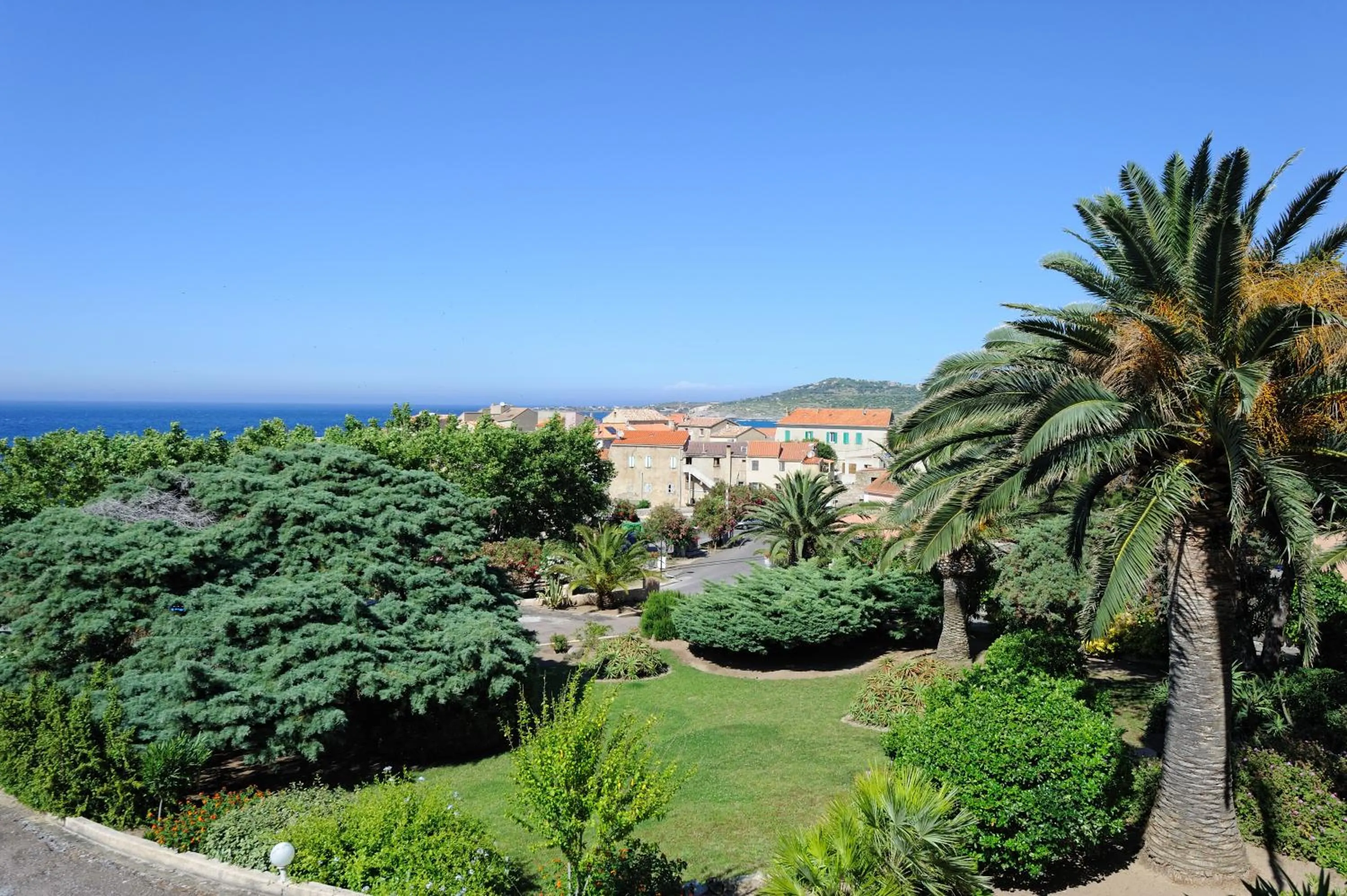 Garden view in STELLA MARE
