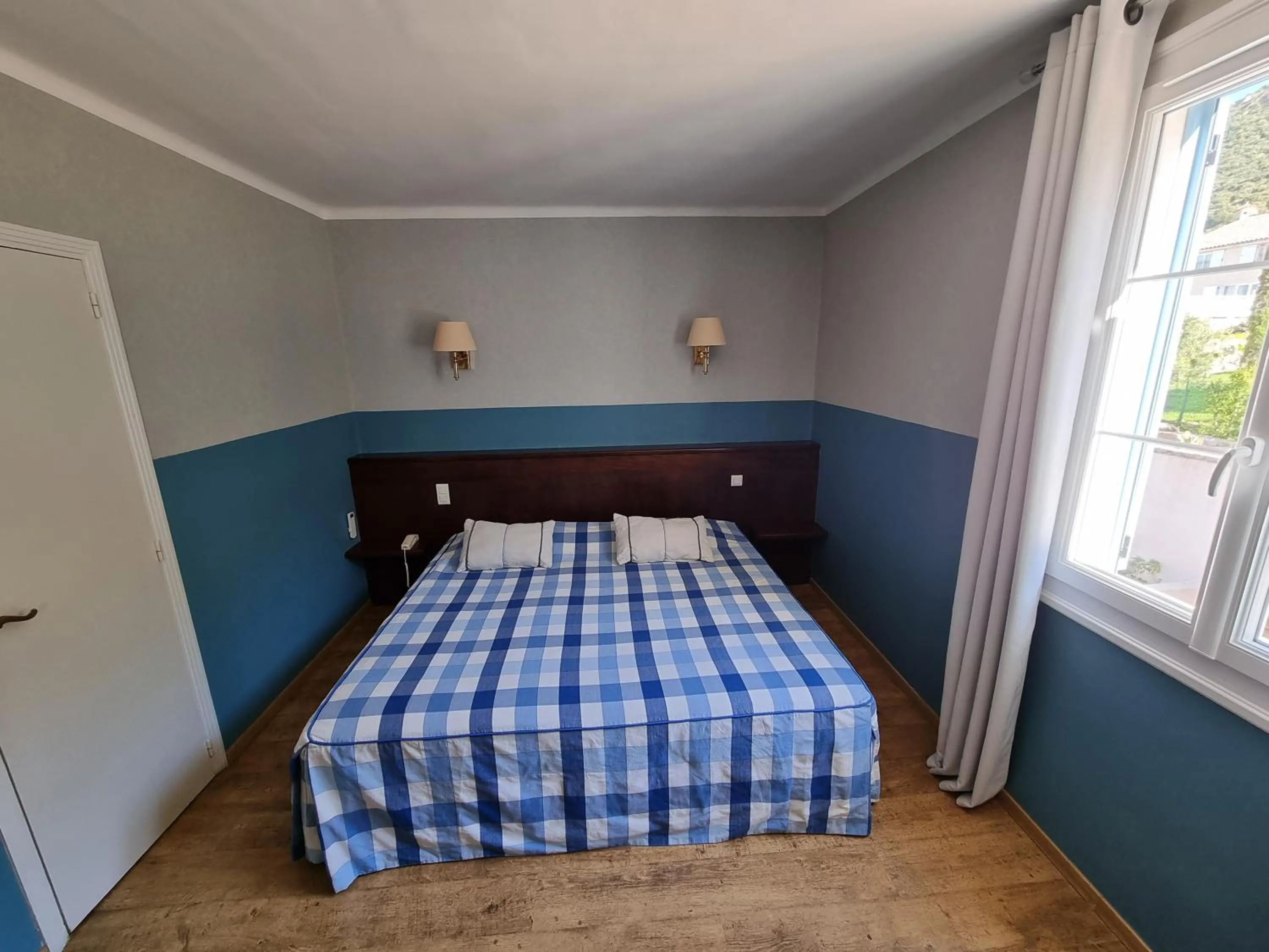 Bed in STELLA MARE