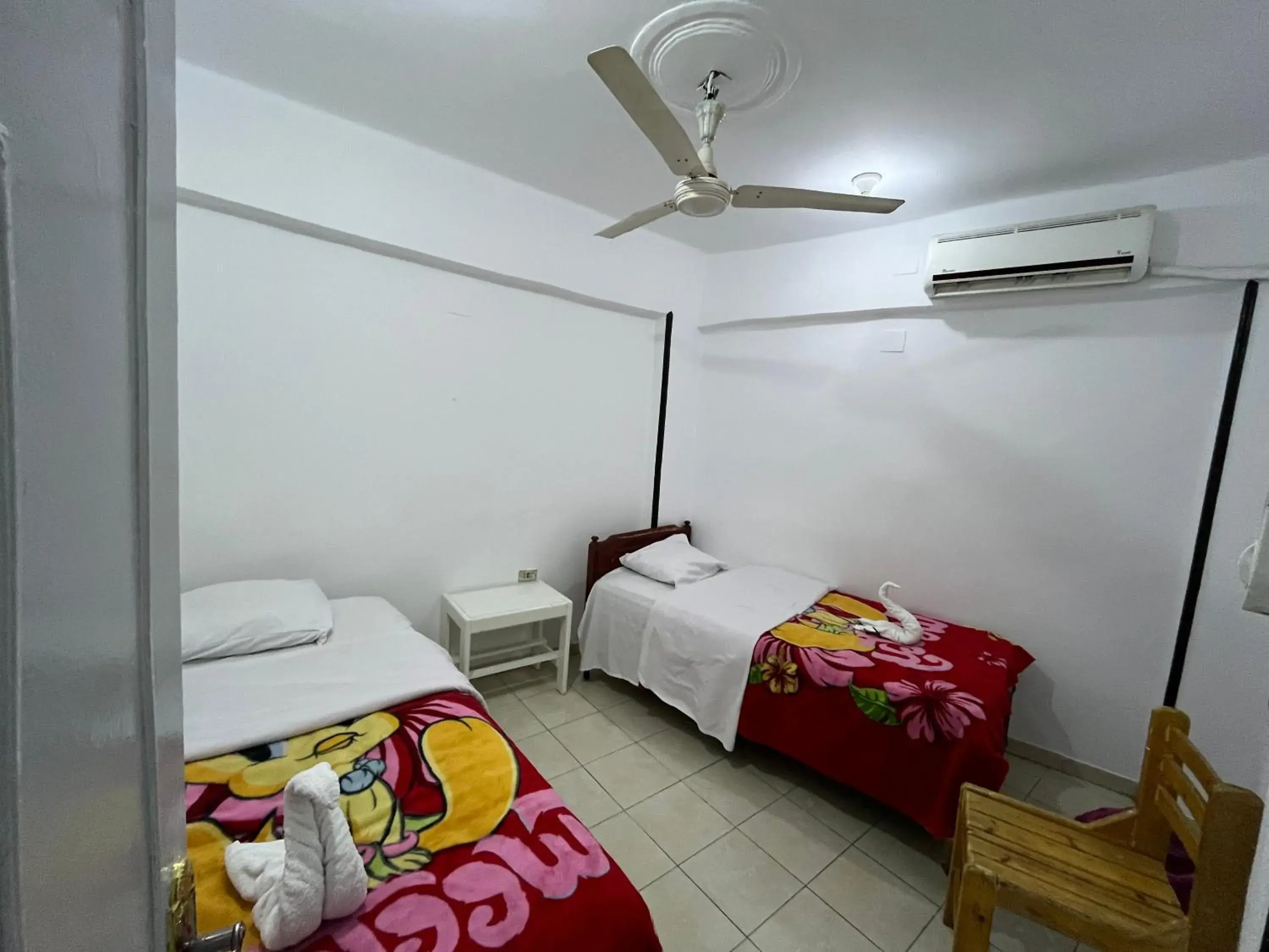 Double Room with Shared Bathroom in SWEET HOSTEL LUXOR Double Room with Shared Bathroom in SWEET HOSTEL LUXOR