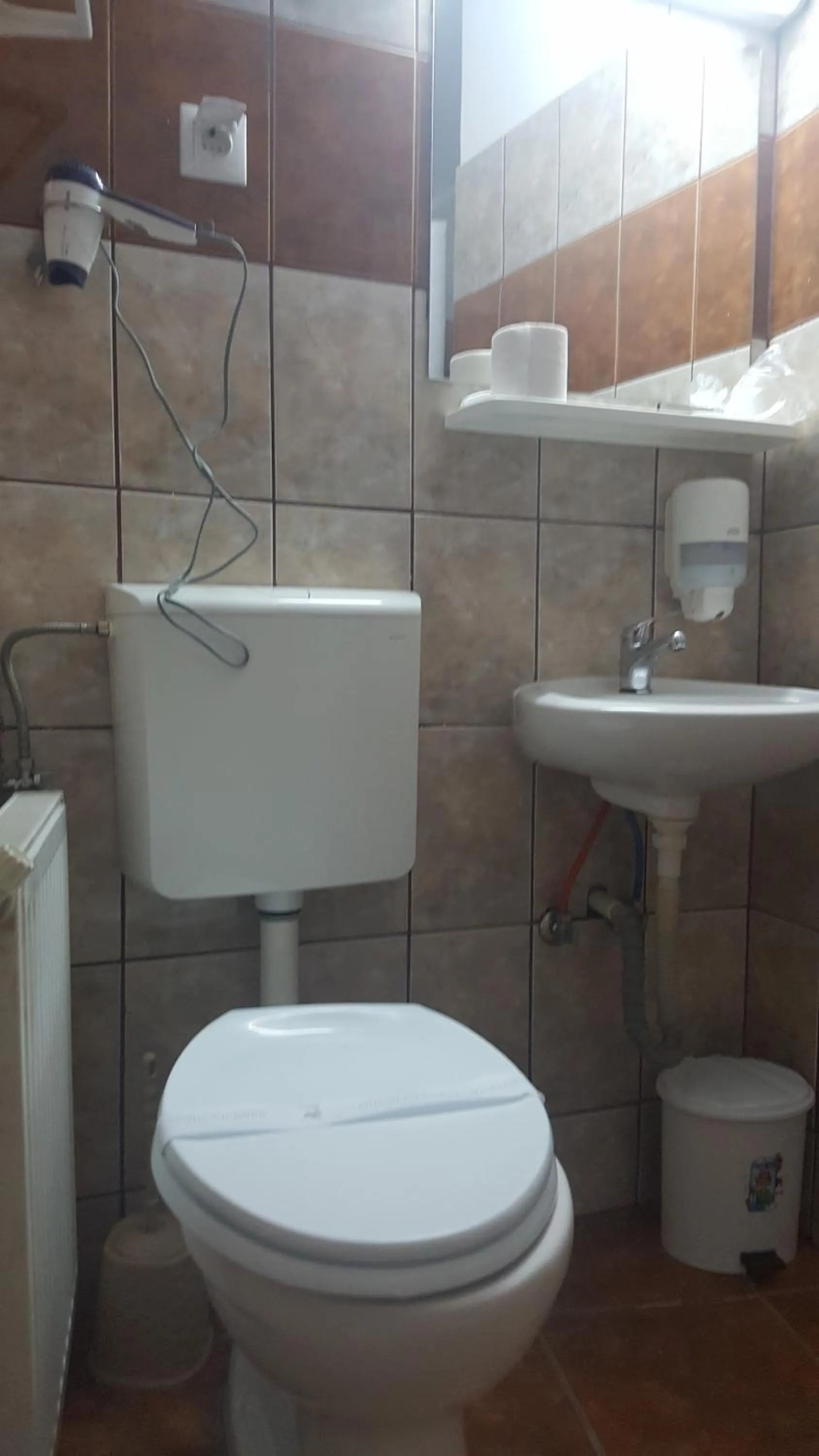 Pensiunea Podul Minciunilor