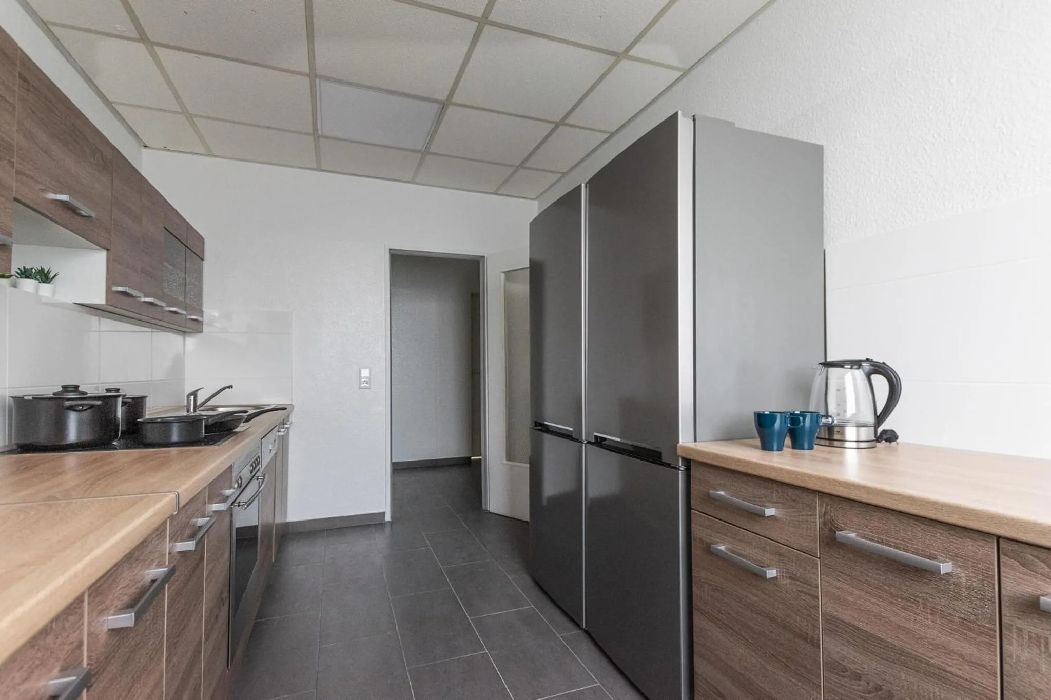 T&K Apartments 6 and 10 Room Apartment in Neuss for big Groups 22min to Fair DUS