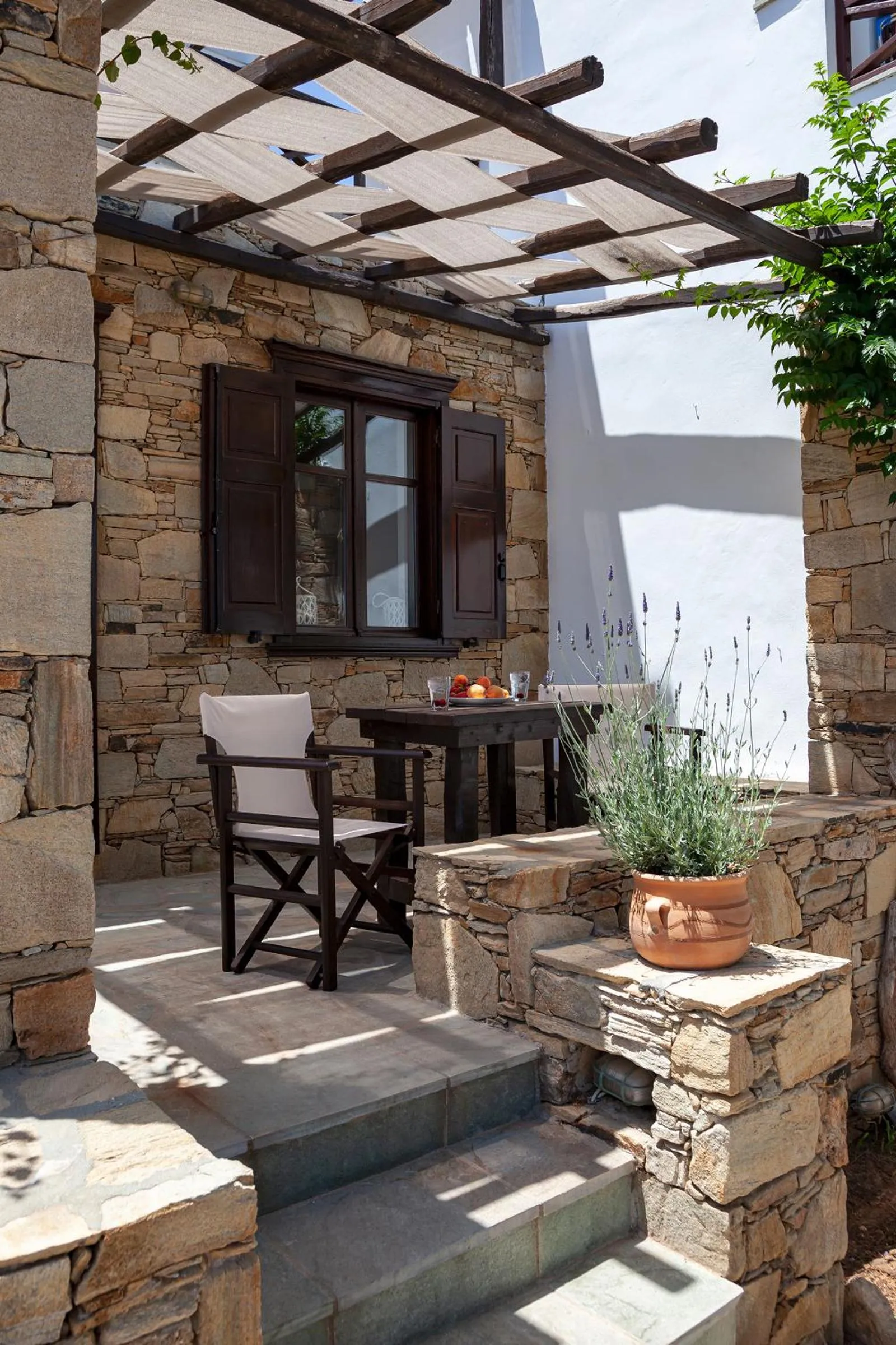 Patio in Cochili Rooms & Apartments