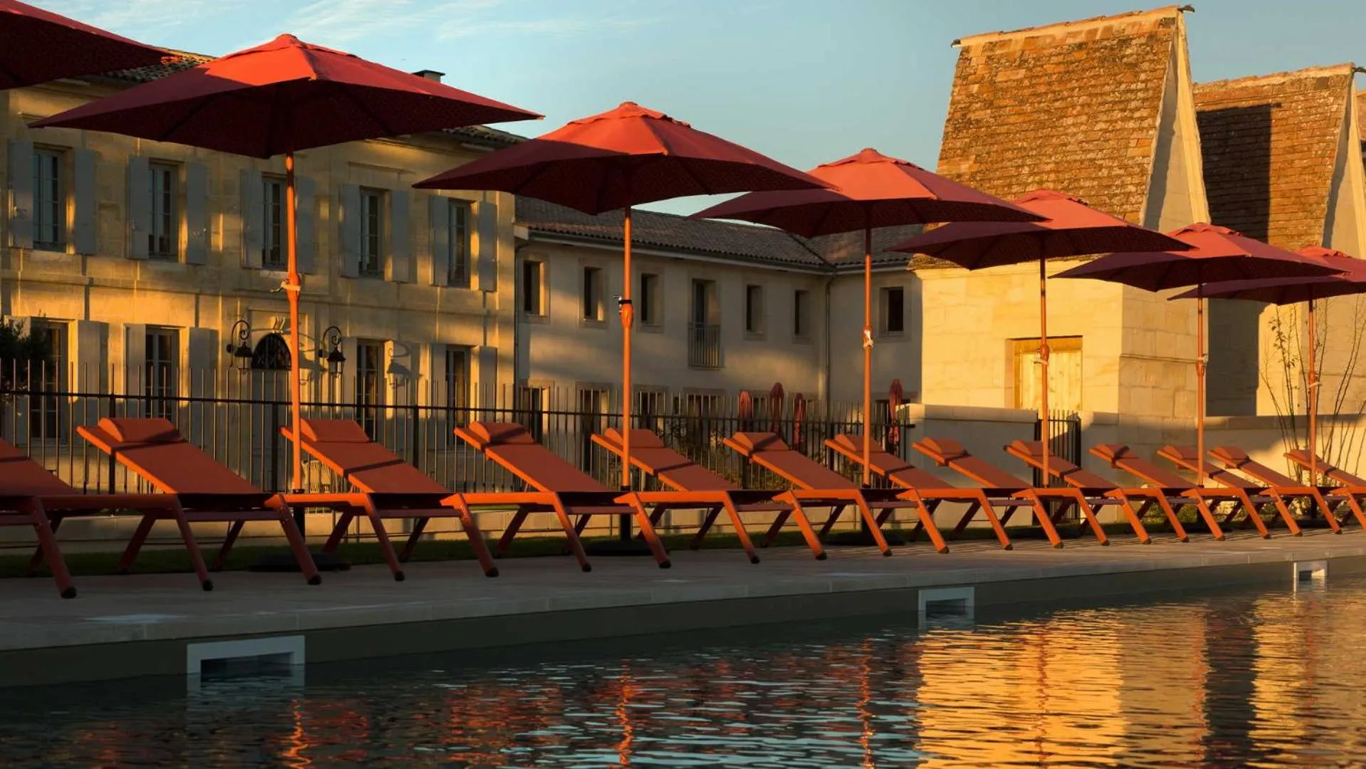 Swimming pool in Château Fage La Maison des Vignes - Saint-Émilion