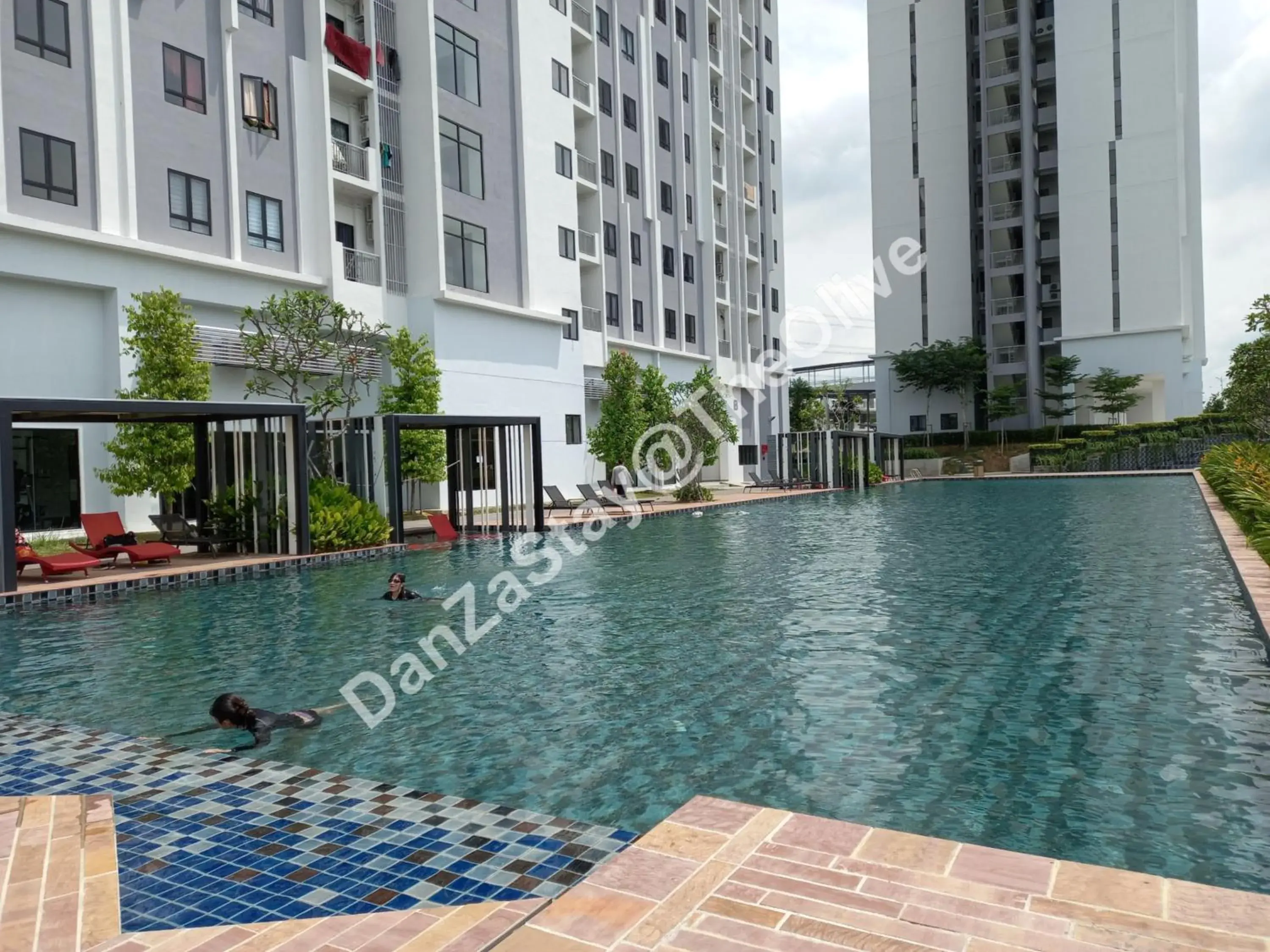 Swimming pool in DanZaStay@TheOlive Swimming pool in DanZaStay@TheOlive