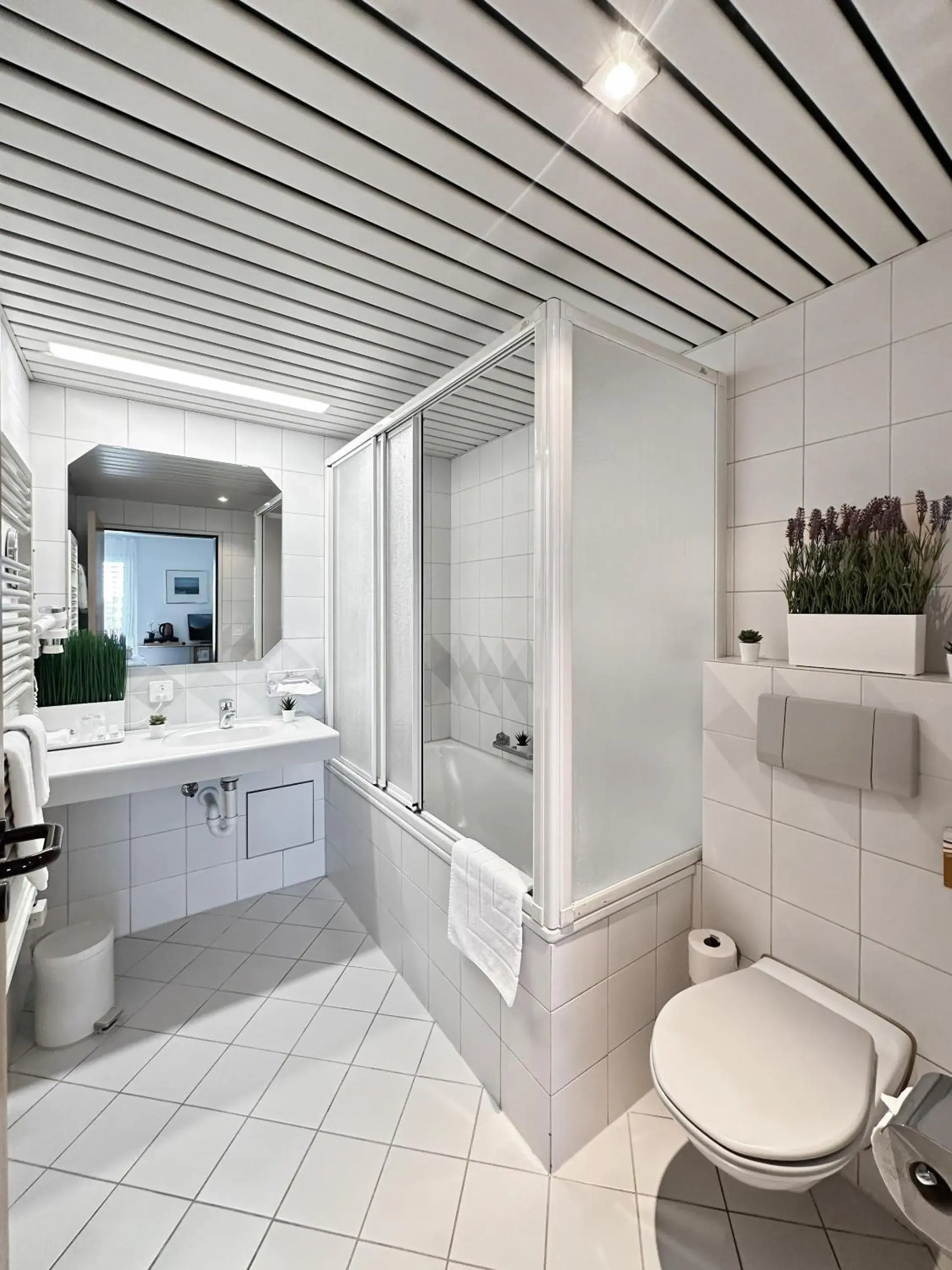 Bathroom in Centra Hotel Zurich Bathroom in Centra Hotel Zurich