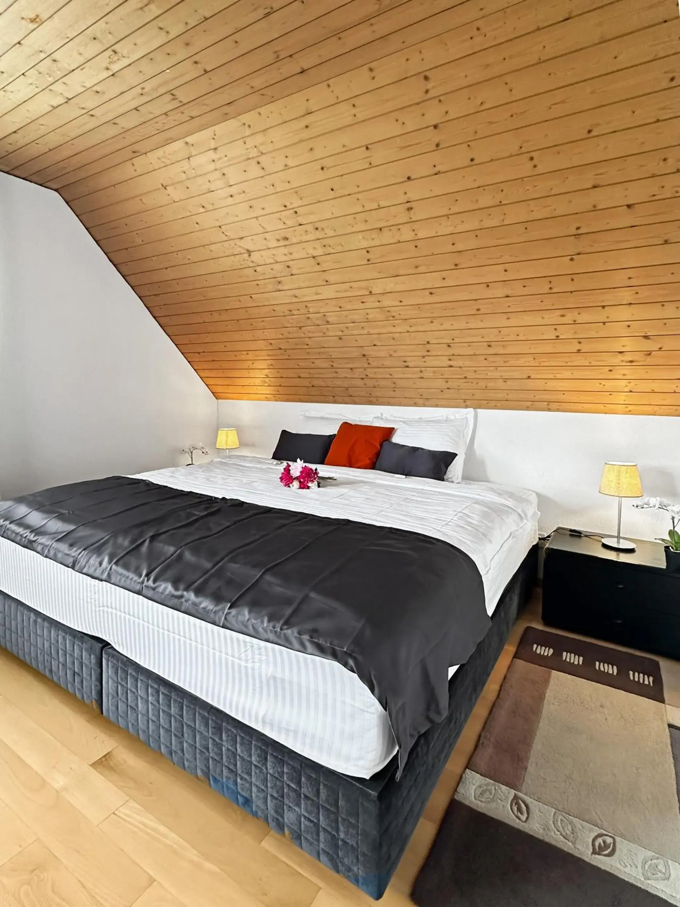 Bedroom, Bed in Centra Hotel Zurich Bedroom, Bed in Centra Hotel Zurich