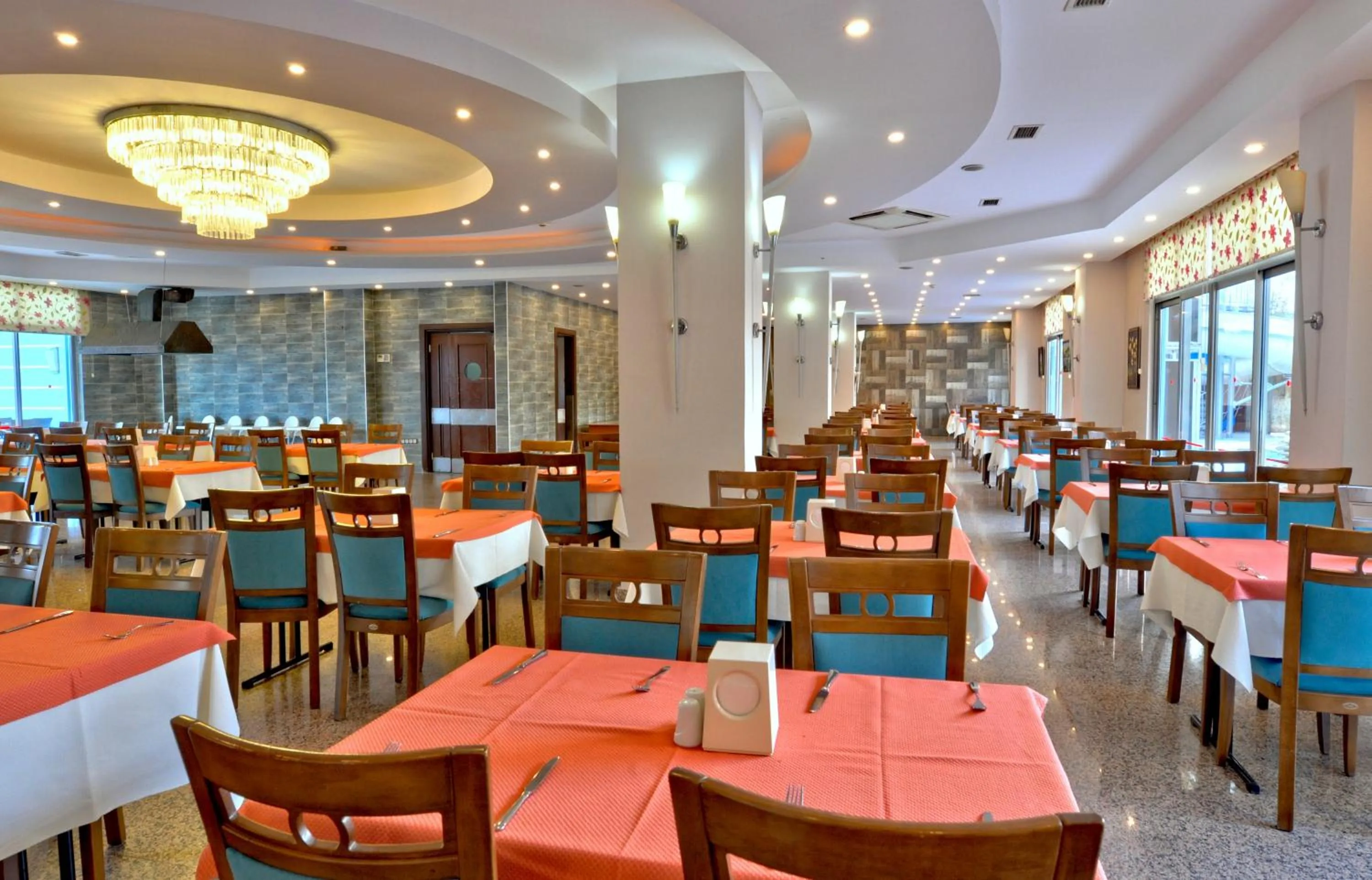 Restaurant/places to eat in Sultan Sipahi Resort Hotel