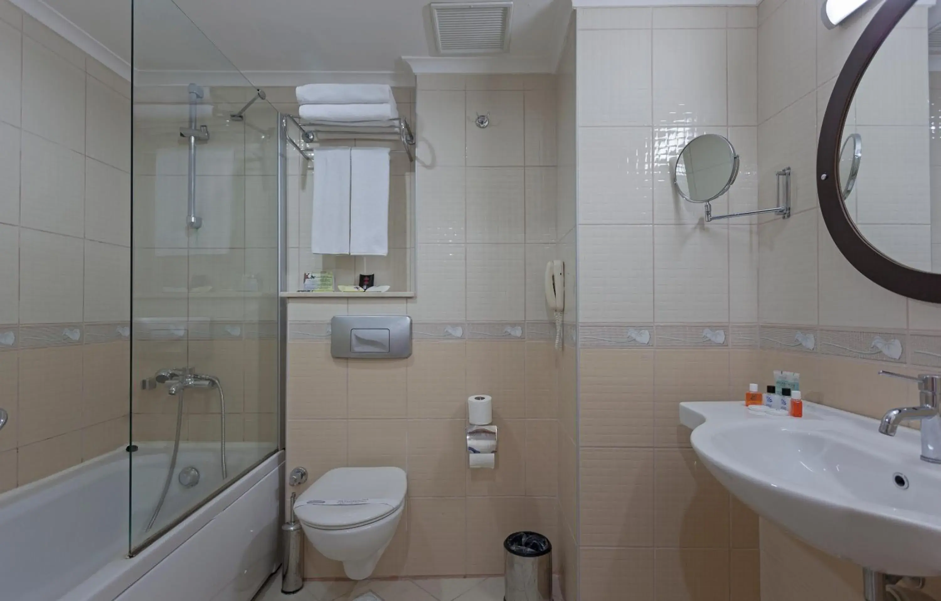 Bathroom in Sultan Sipahi Resort Hotel Bathroom in Sultan Sipahi Resort Hotel