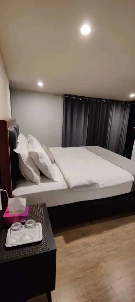 Bed in Grapes Garden Resort Hunza