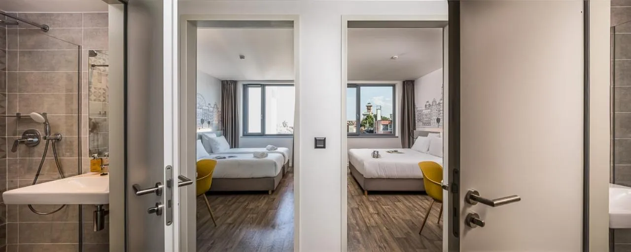 Family Room with Private Bathroom in B&B Hotel Budapest City