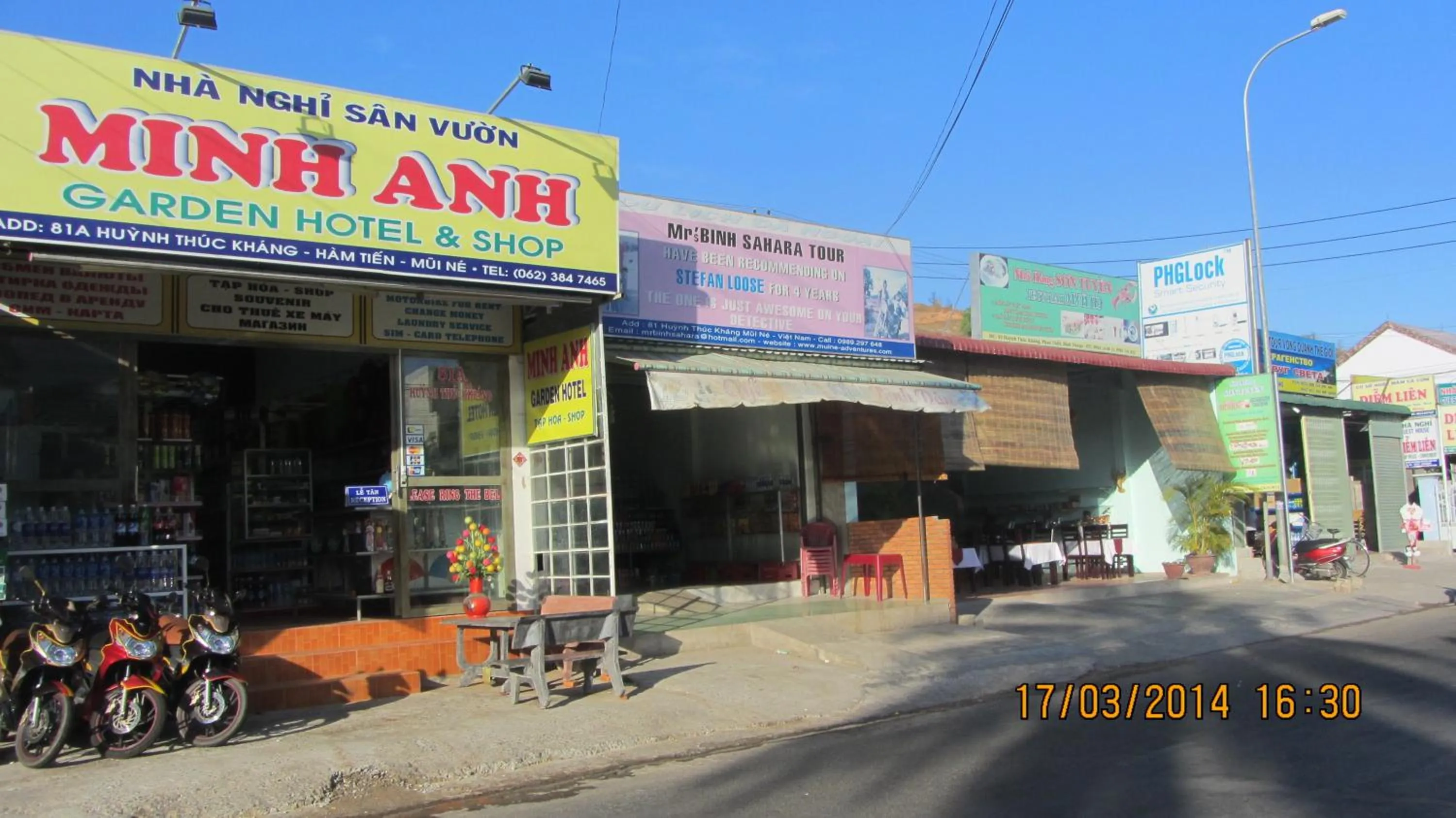 Shower in Minh Anh Garden Hotel